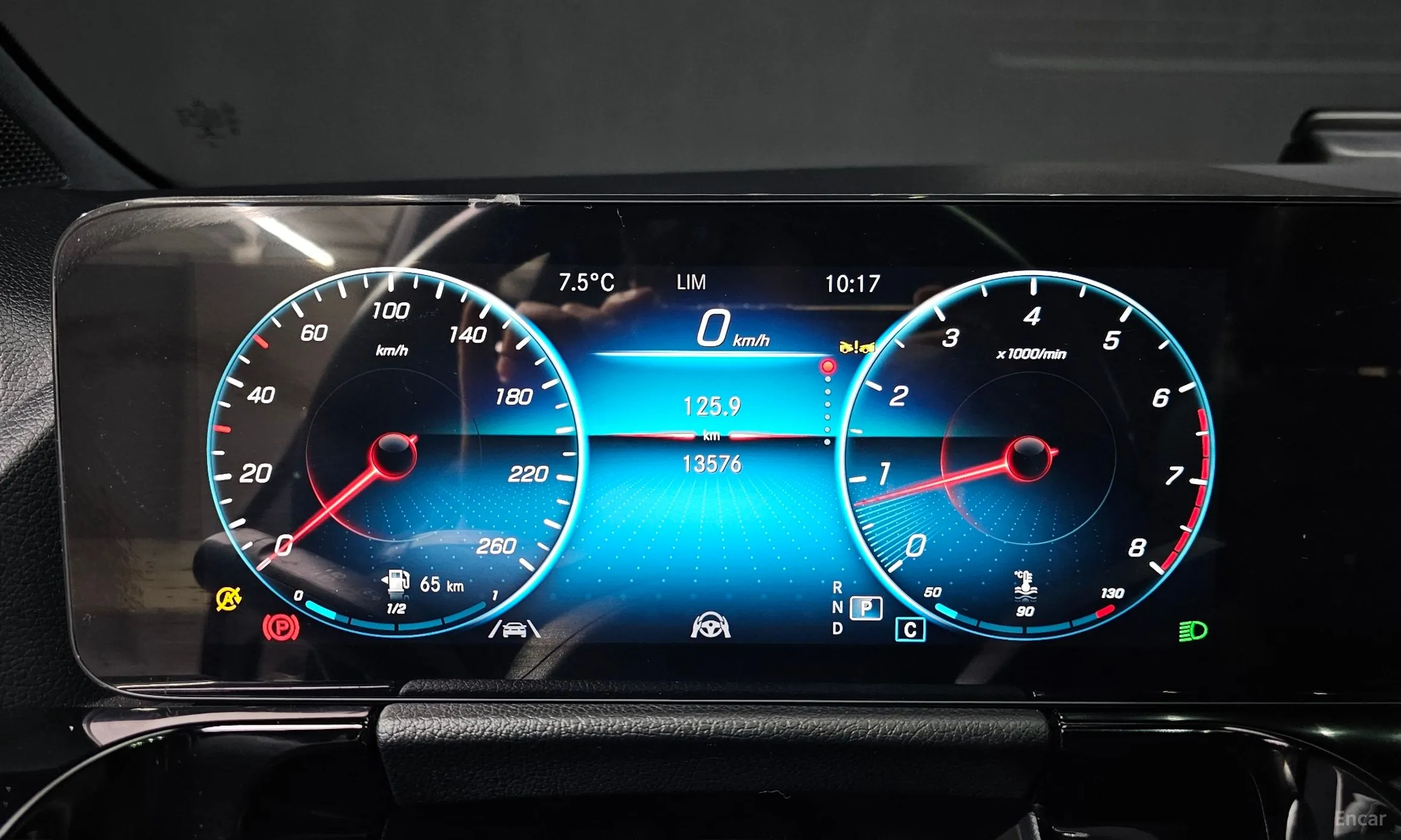 Mercedes Benz GLA-Class H247 превью 8