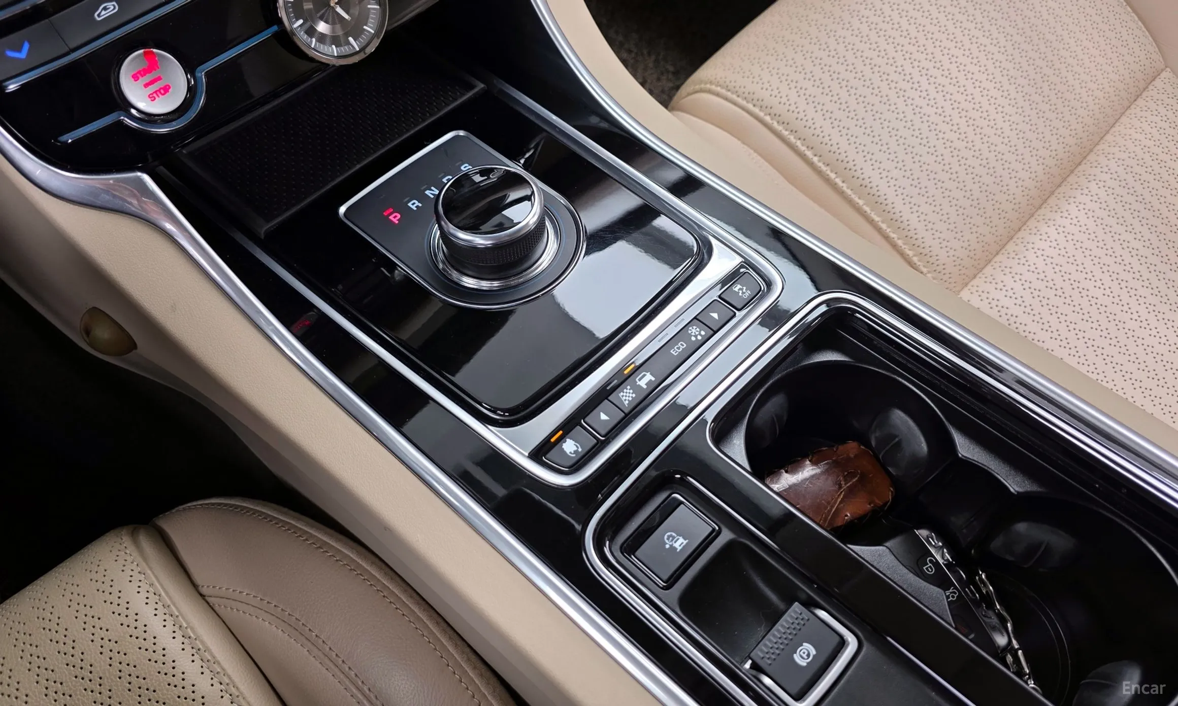 Jaguar XF (x260) превью 9