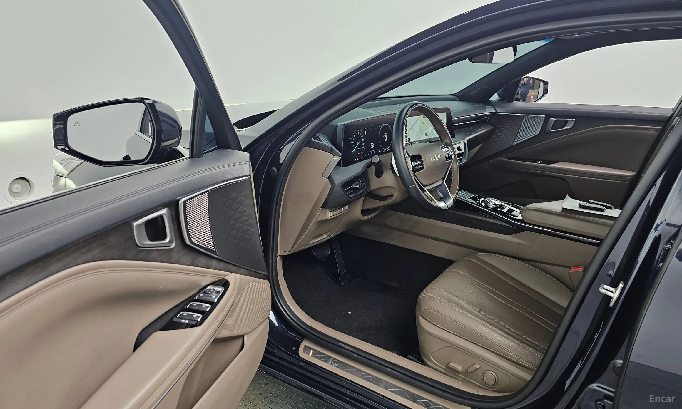 Kia K8 Hybrid превью 10