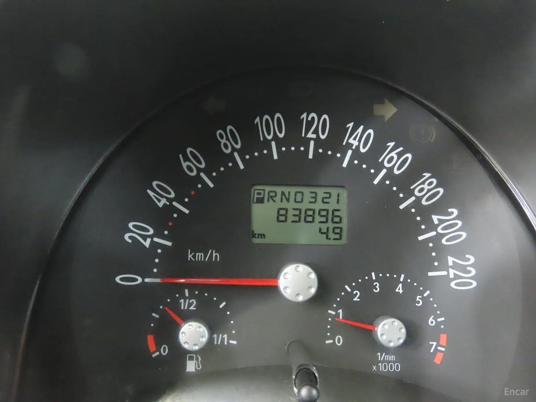 Volkswagen New Beetle превью 8