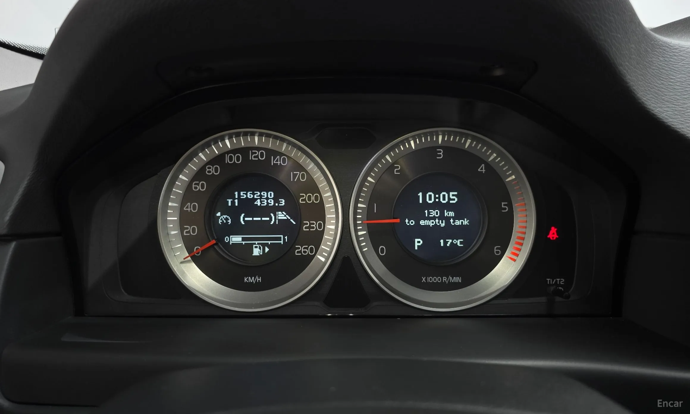 Volvo XC70 превью 8
