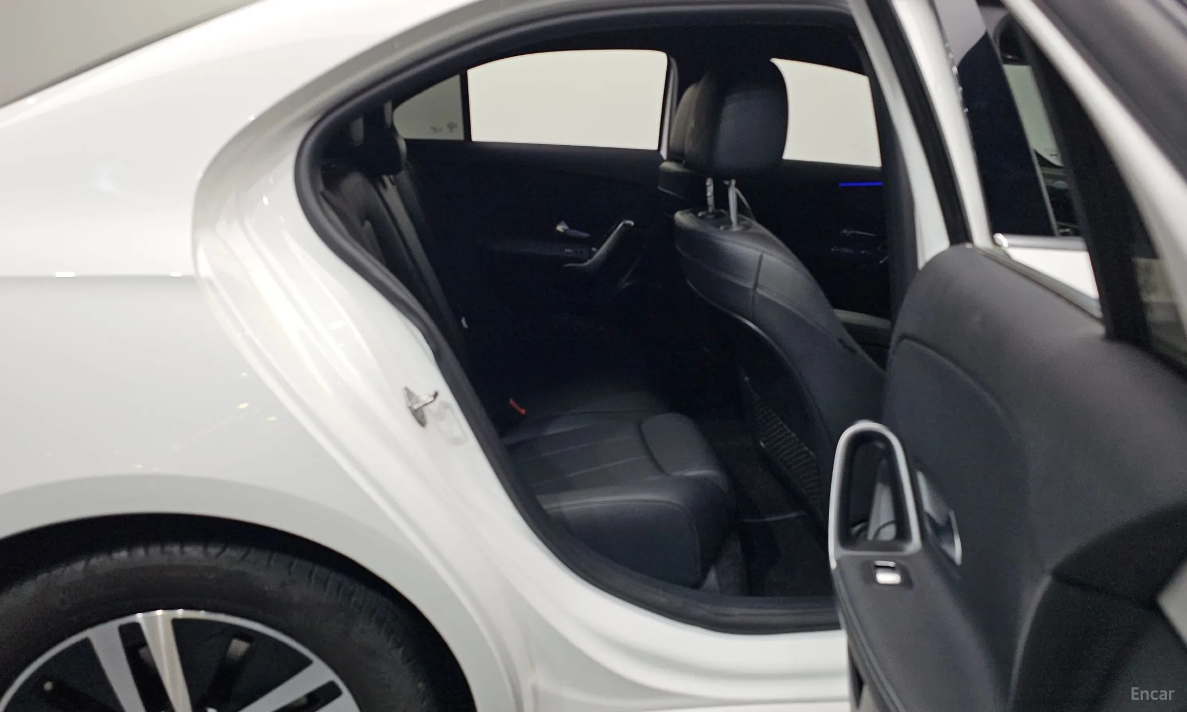 Mercedes Benz A-Class W177 превью 12