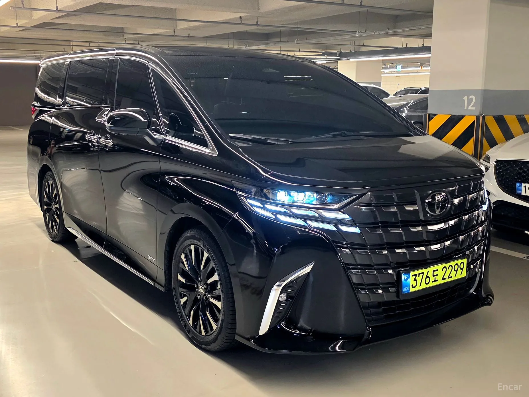 Toyota Alphard 4th Generation превью 2