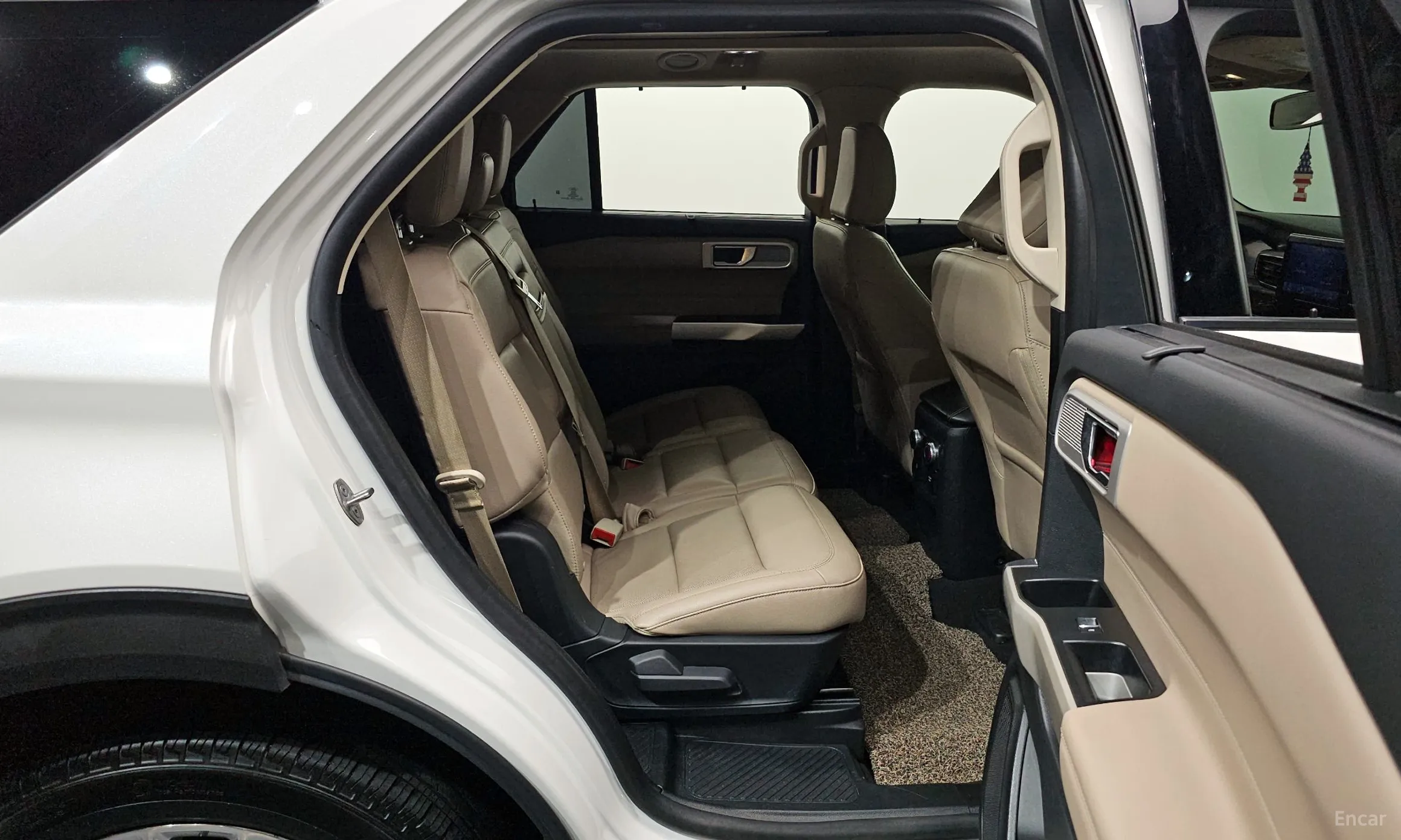 Ford Explorer 6th Generation превью 12