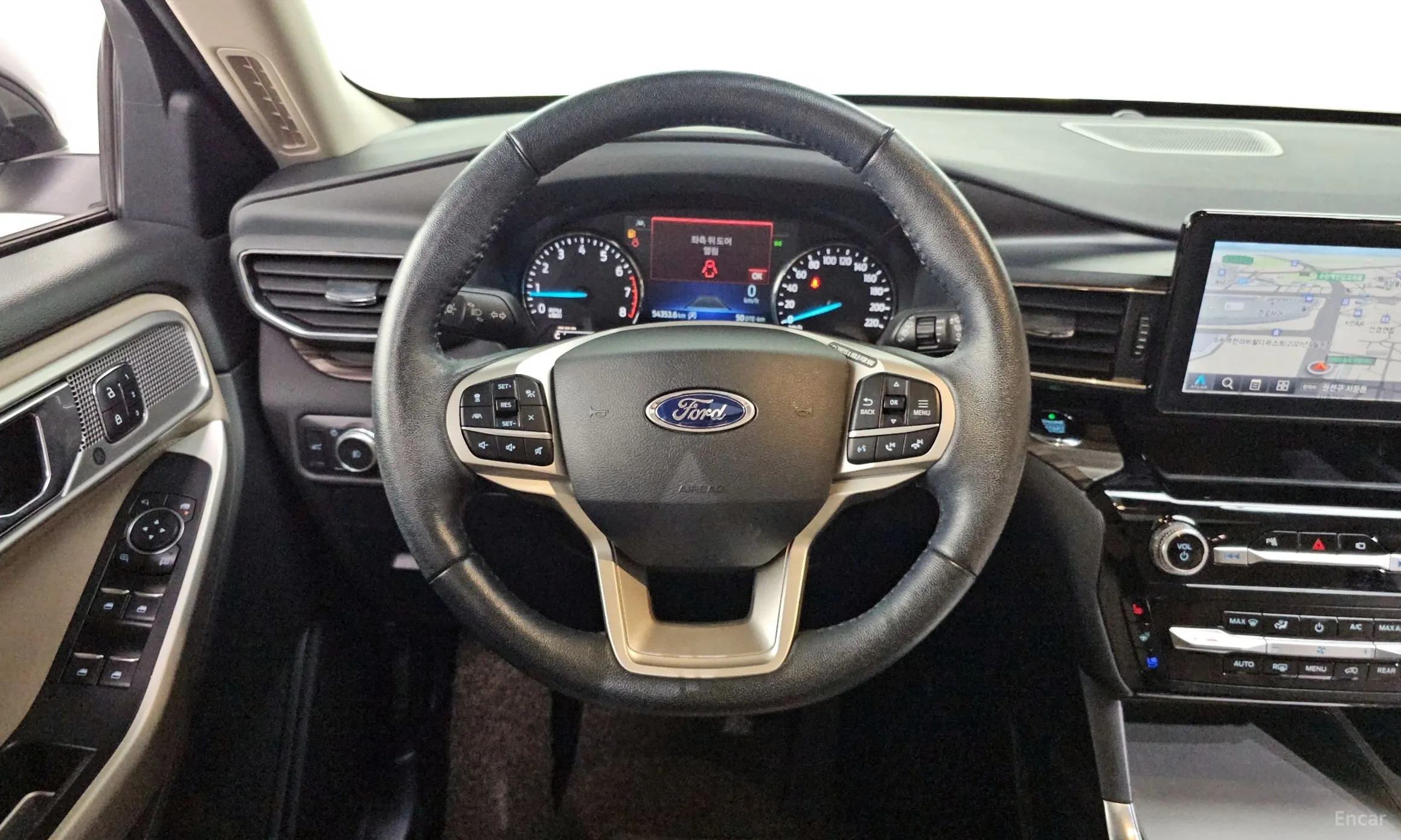 Ford Explorer 6th Generation превью 13