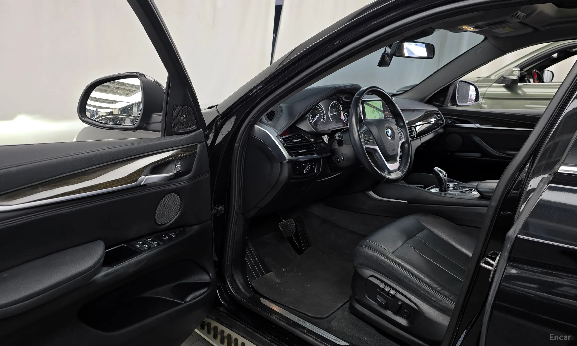 BMW X6 (F16) превью 10