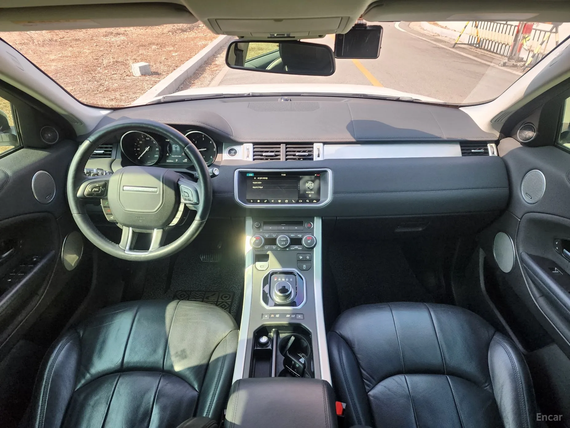 Land Rover Range Rover Evoque превью 11