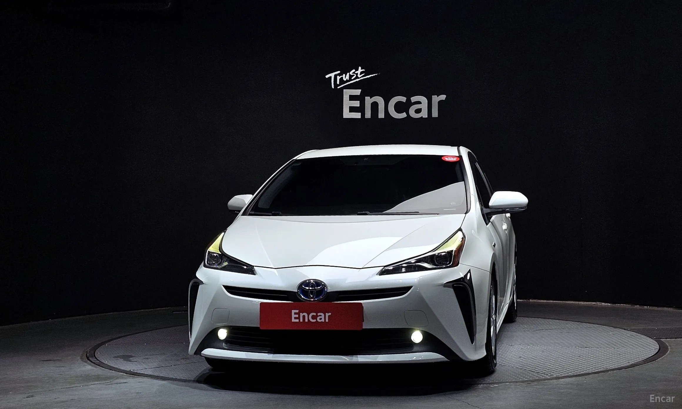 Toyota Prius 4th Generation превью 3