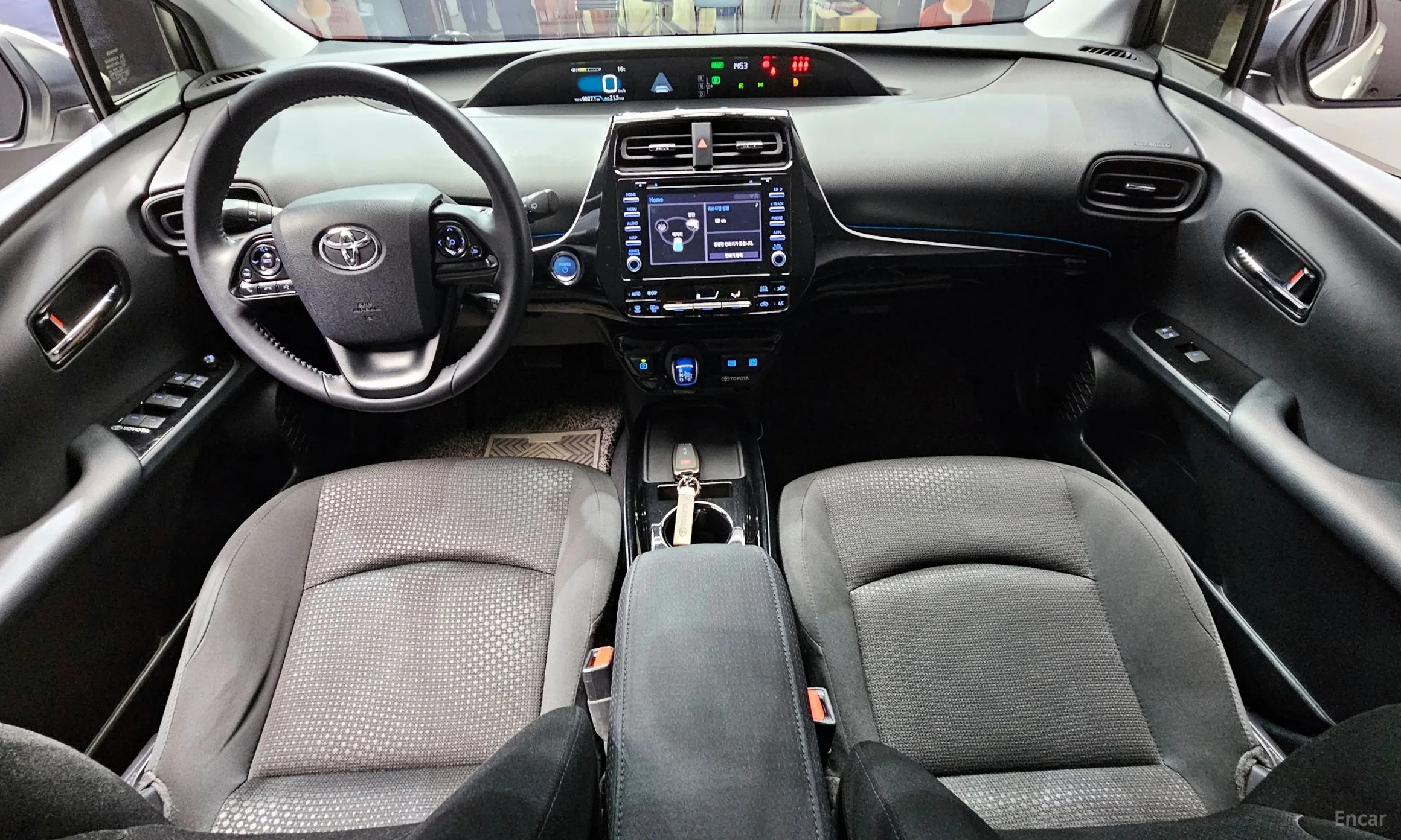 Toyota Prius 4th Generation превью 7