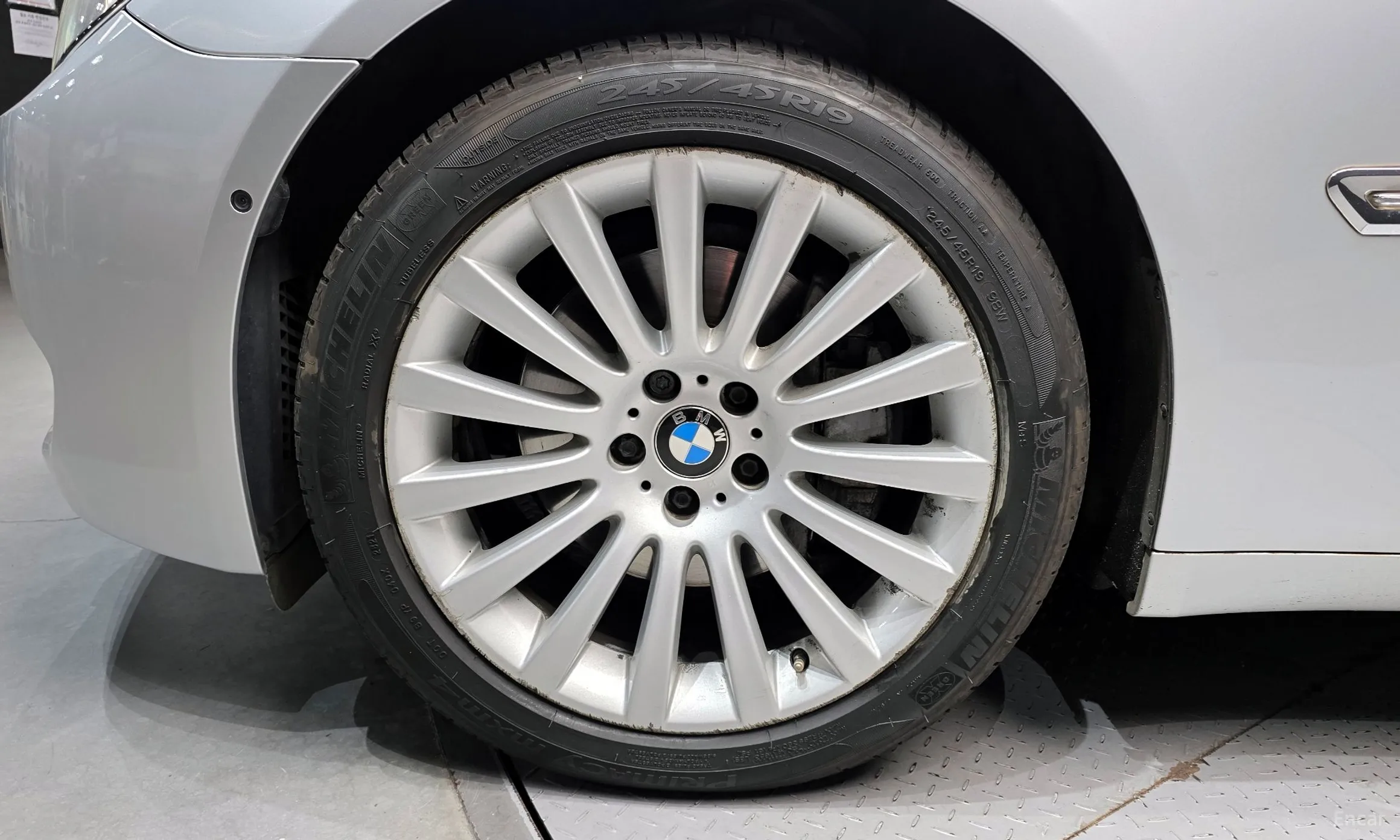 BMW 7 Series (F01) превью 5