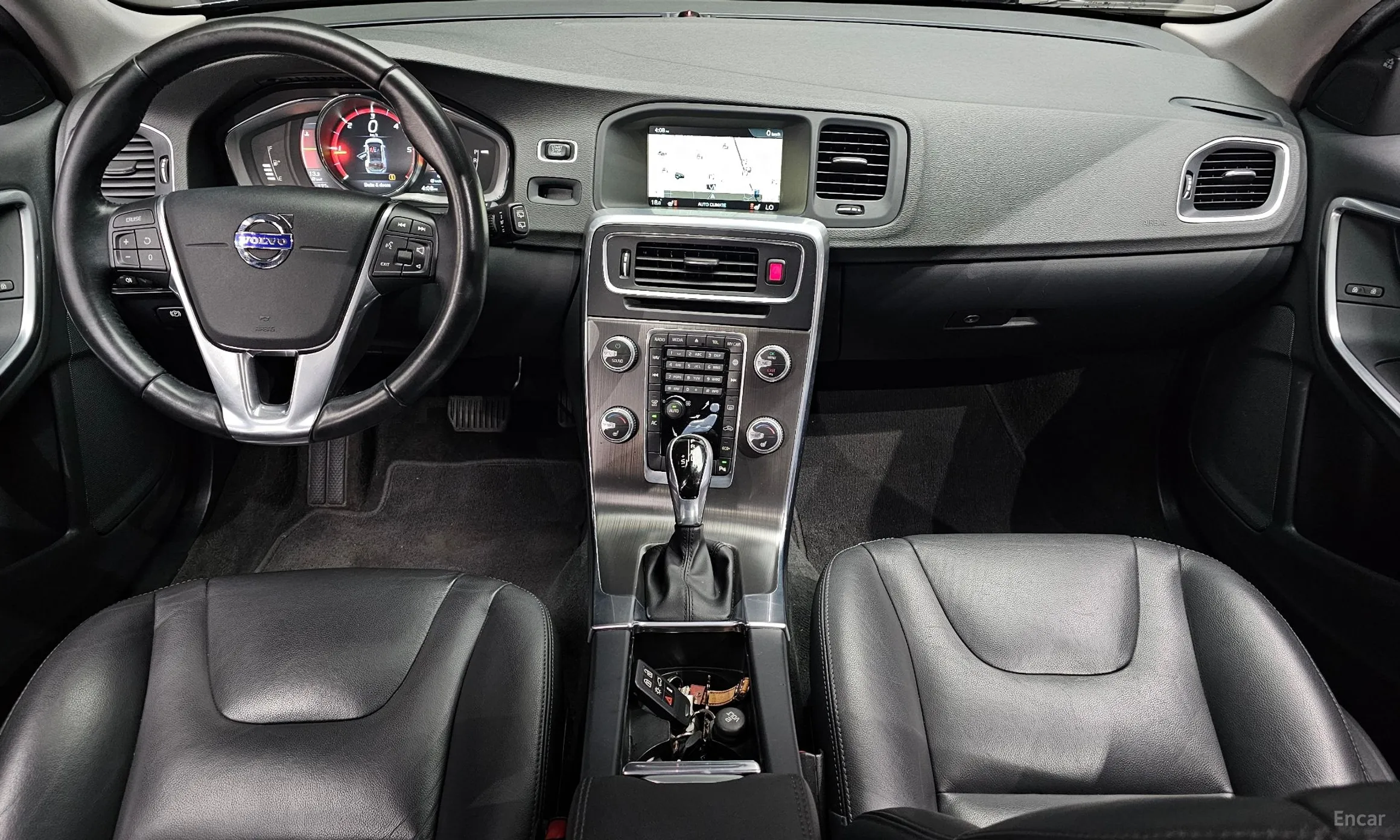 Volvo V60 превью 7