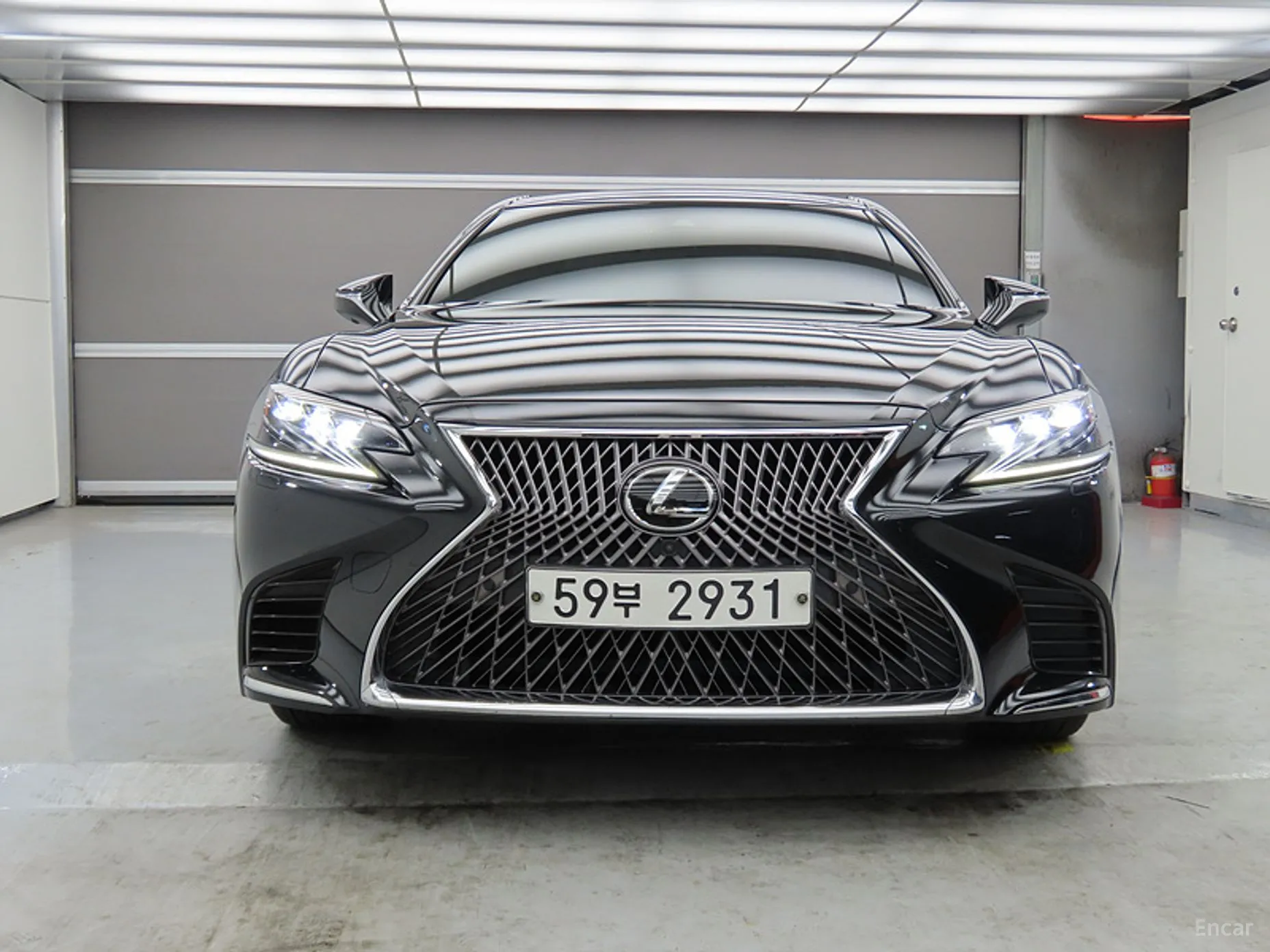 Lexus LS500 5th Generation