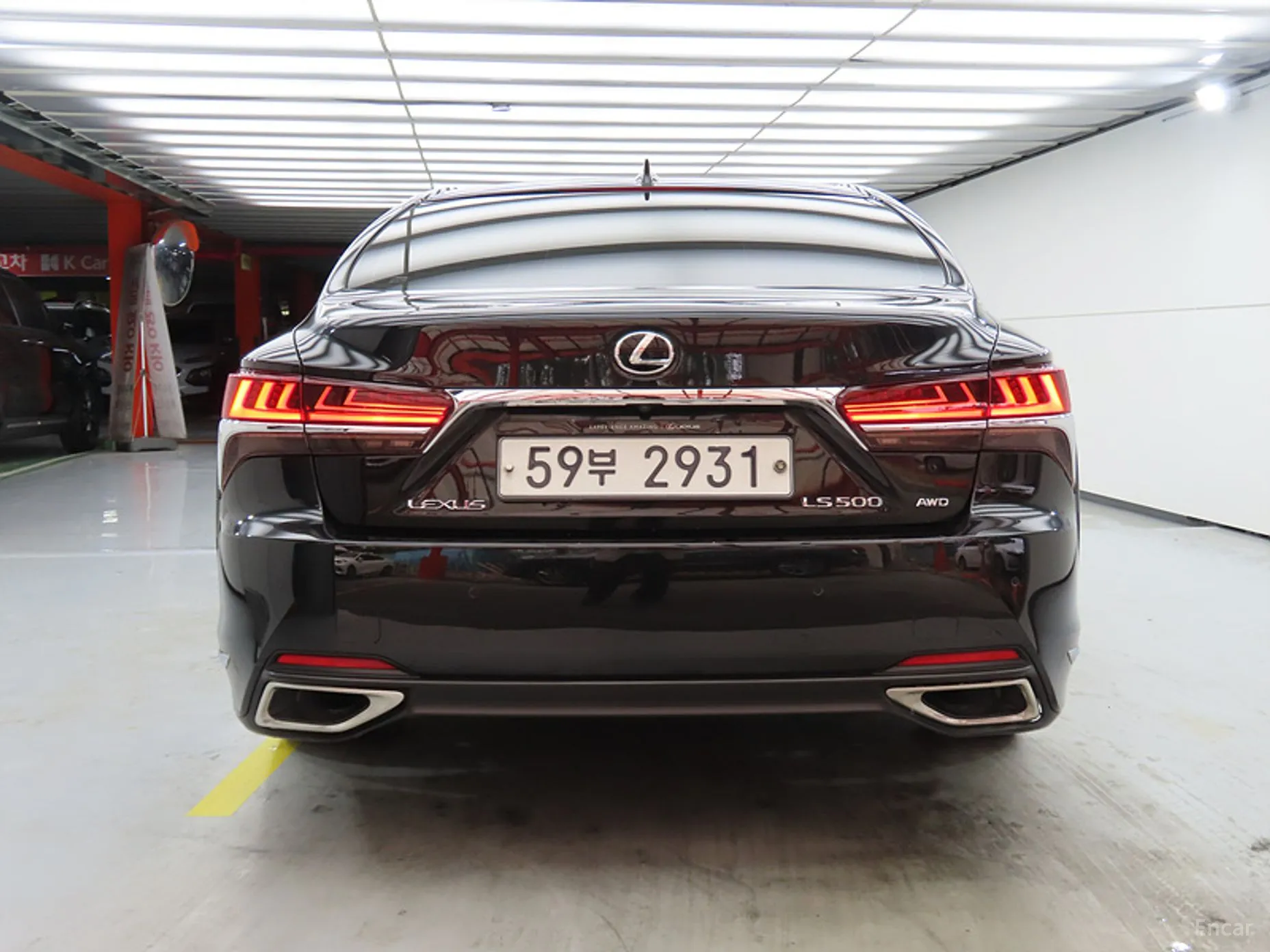 Lexus LS500 5th Generation превью 3
