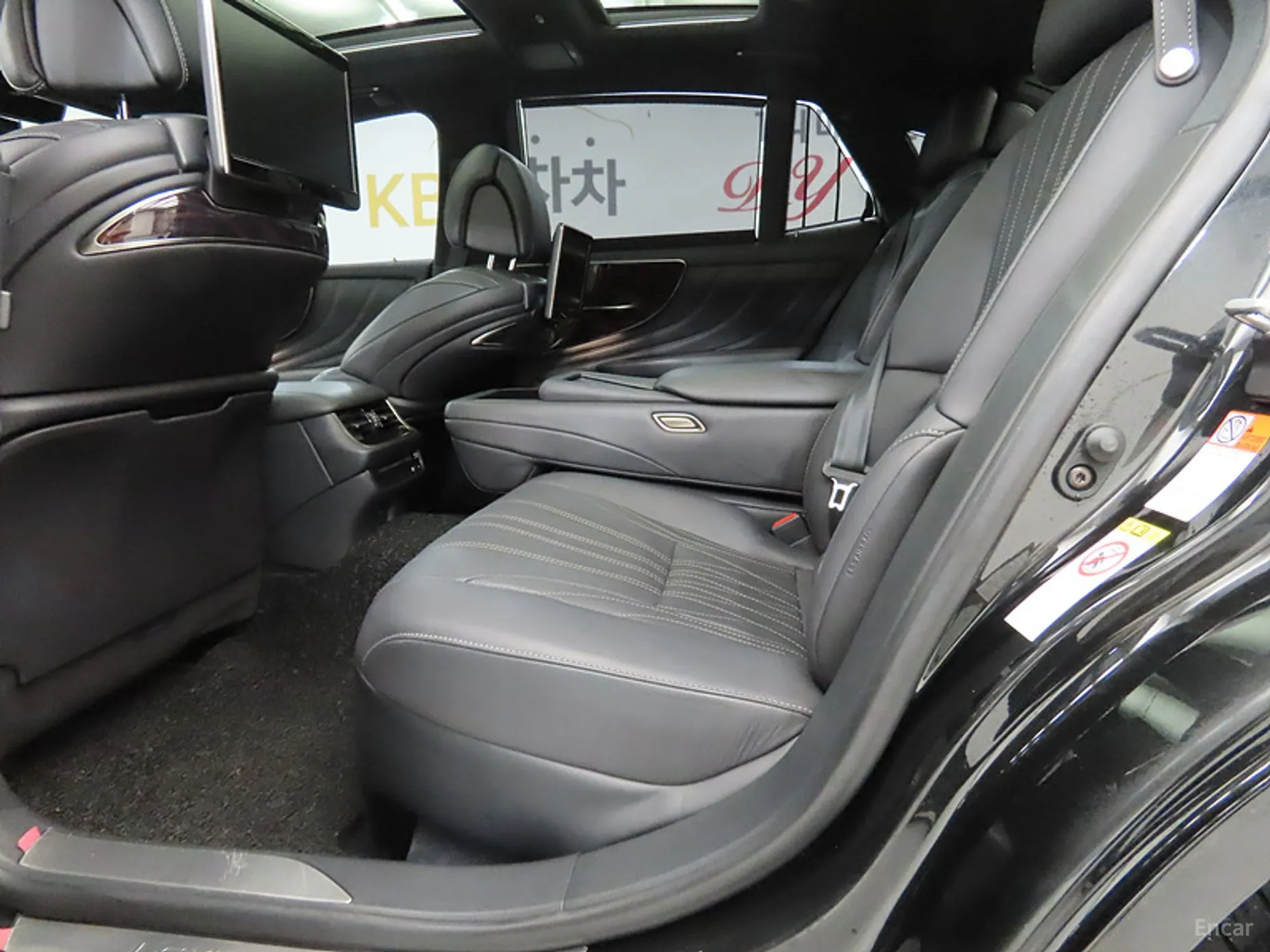Lexus LS500 5th Generation превью 6