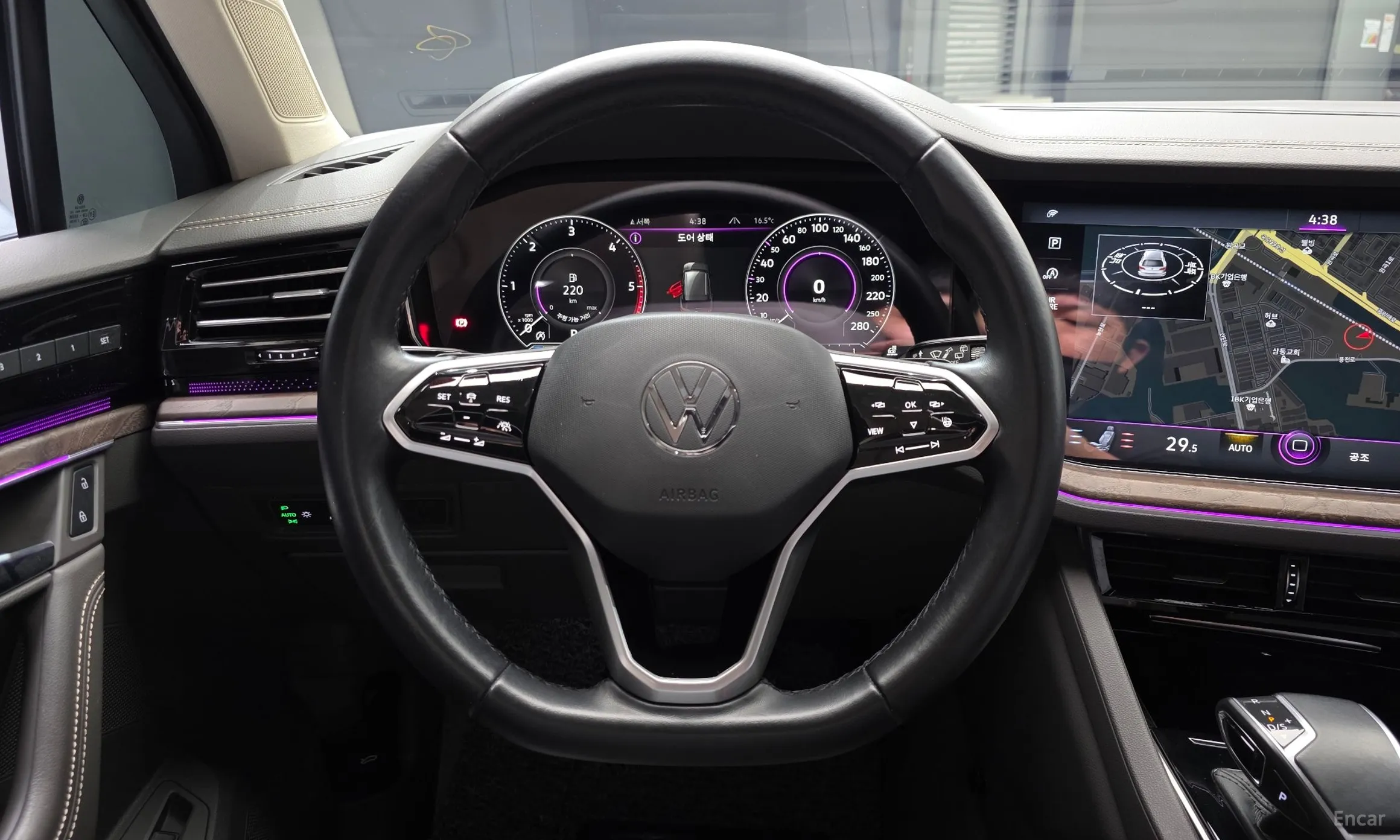 Volkswagen Touareg 3rd Generation превью 13