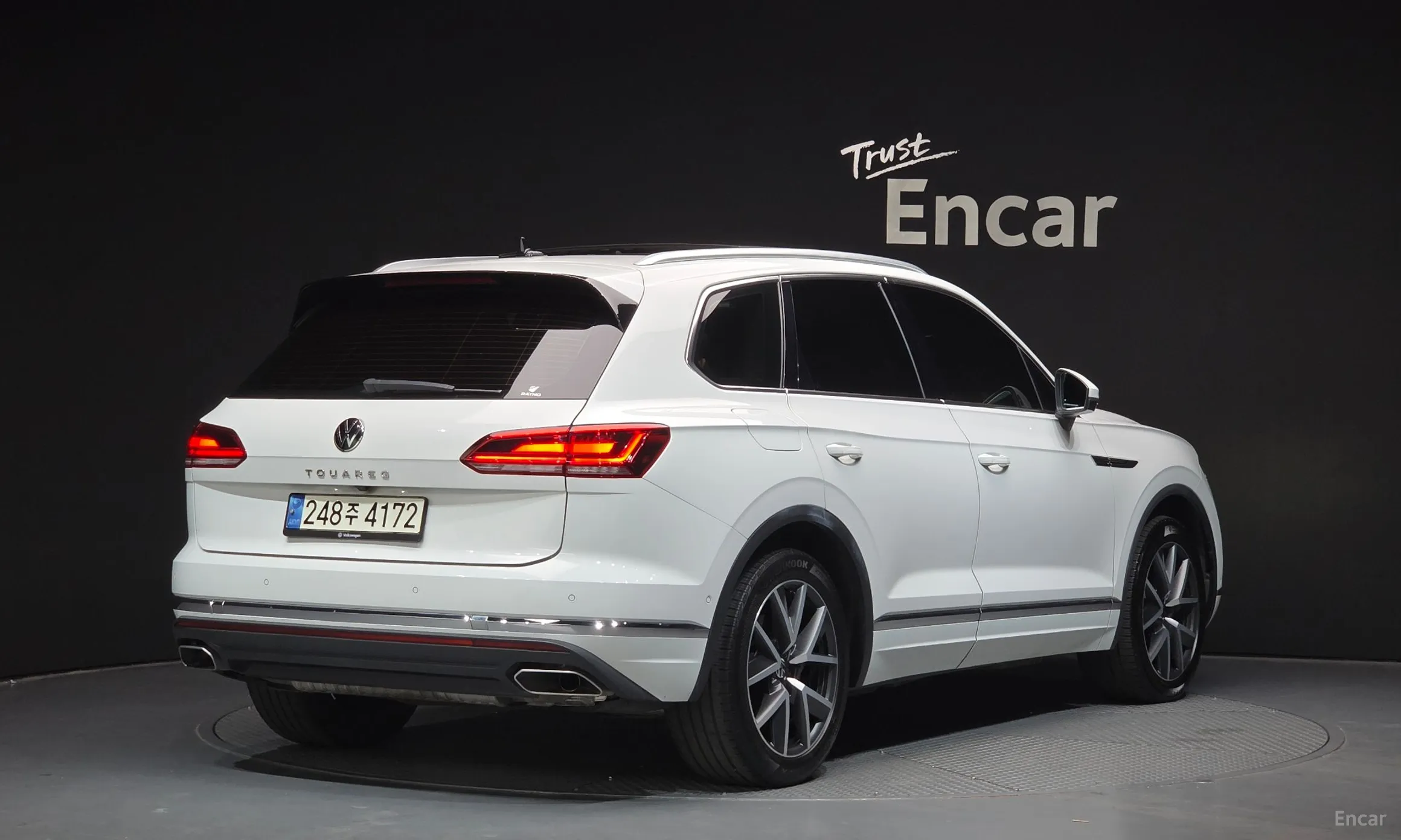 Volkswagen Touareg 3rd Generation превью 2