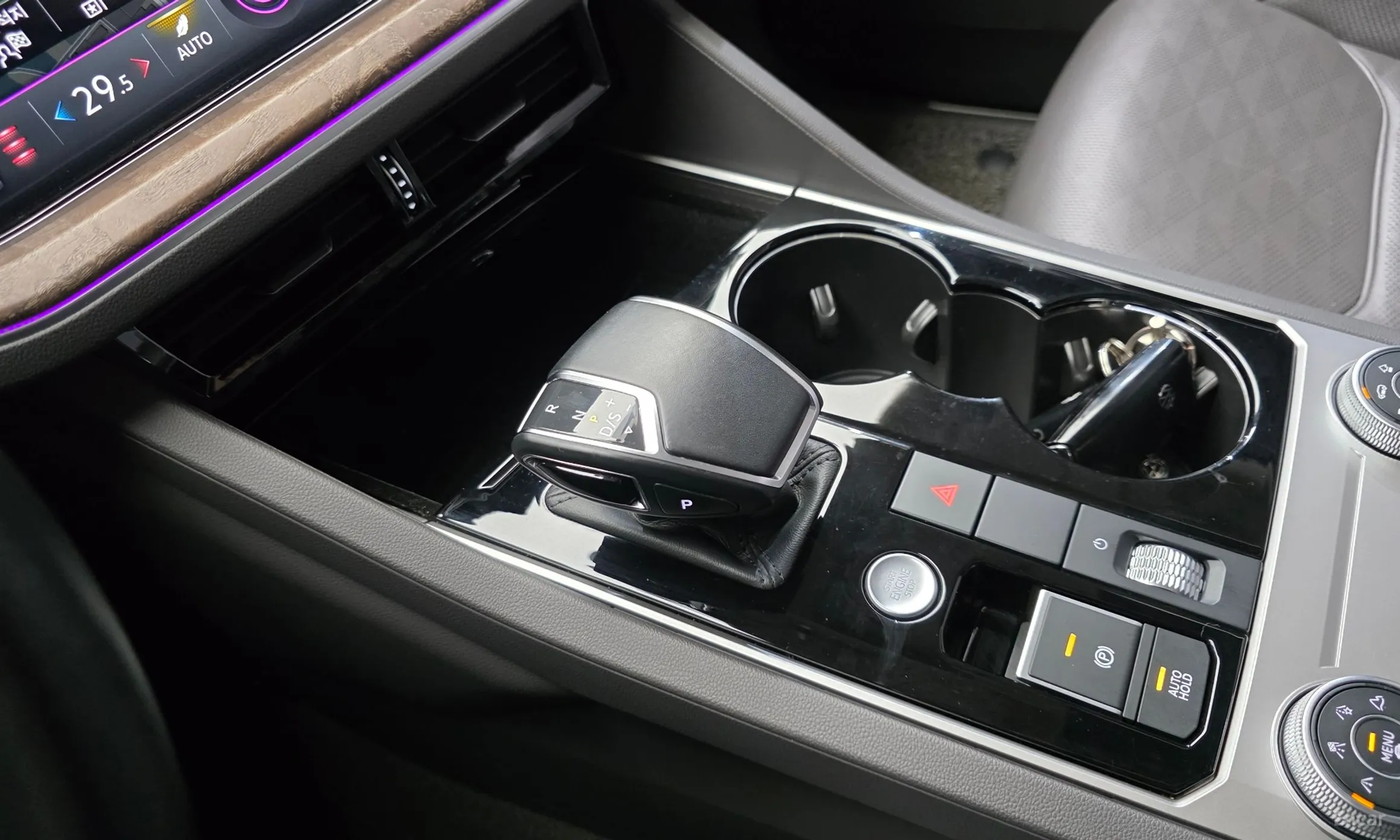 Volkswagen Touareg 3rd Generation превью 9