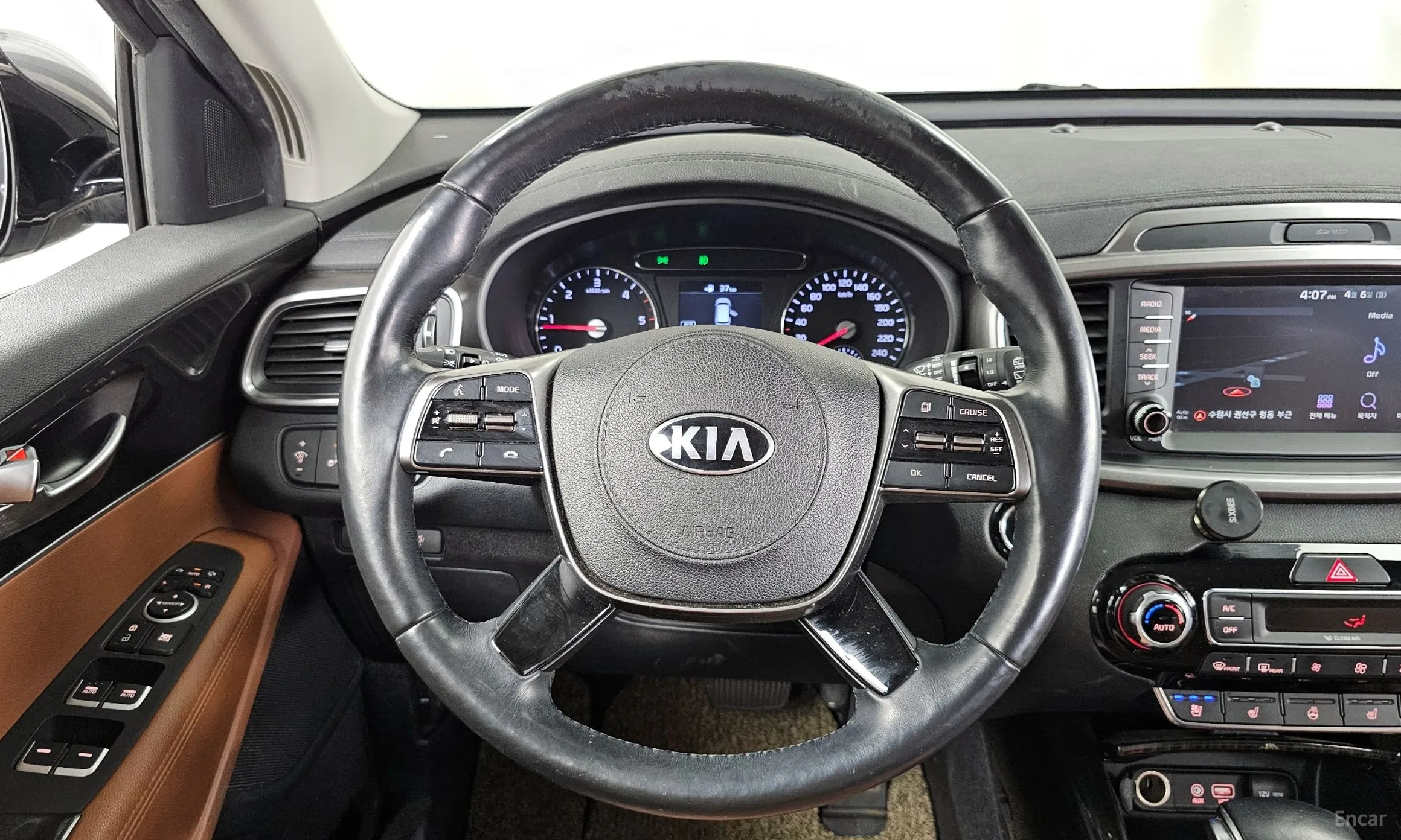 Kia Sorento превью 13