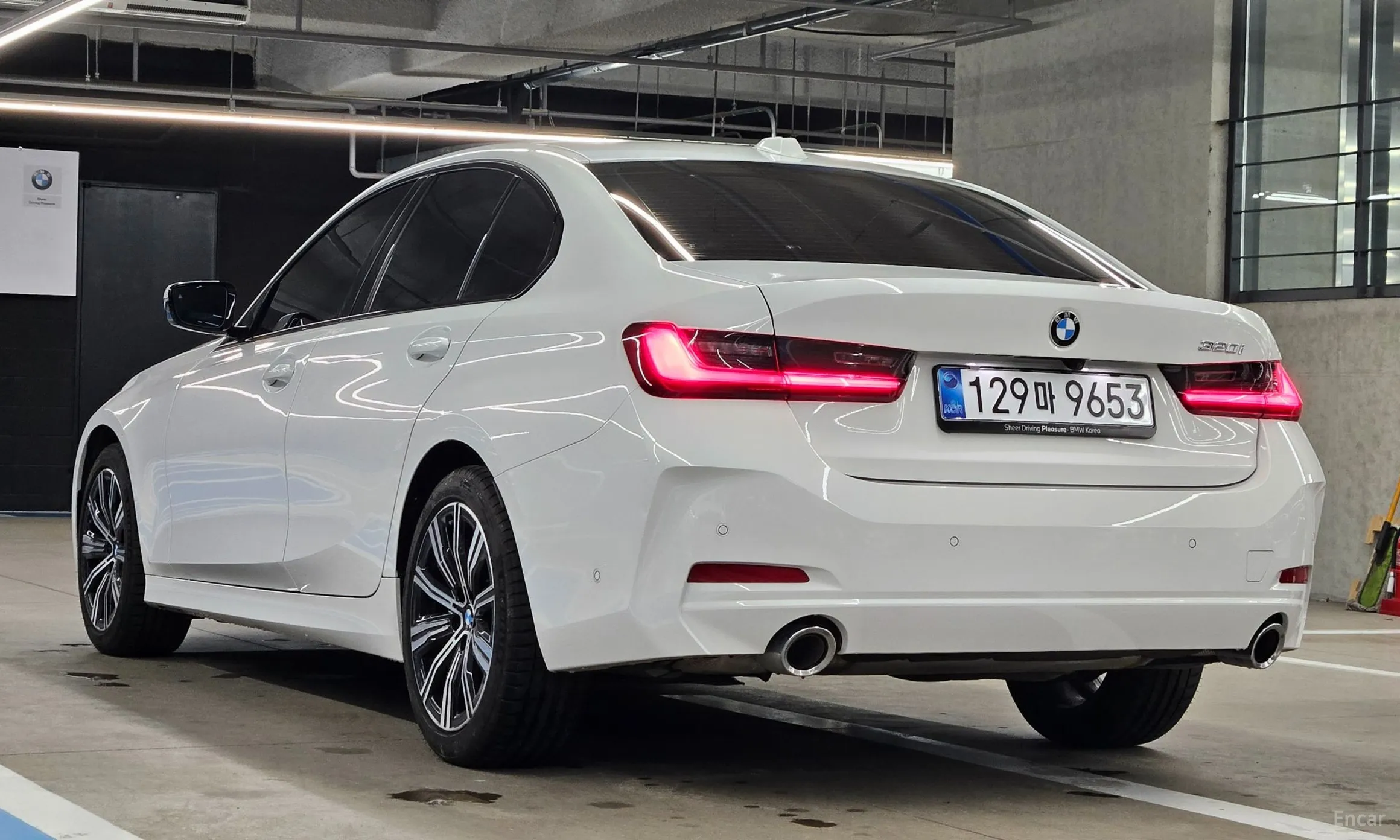 BMW 3 Series (G20) превью 12