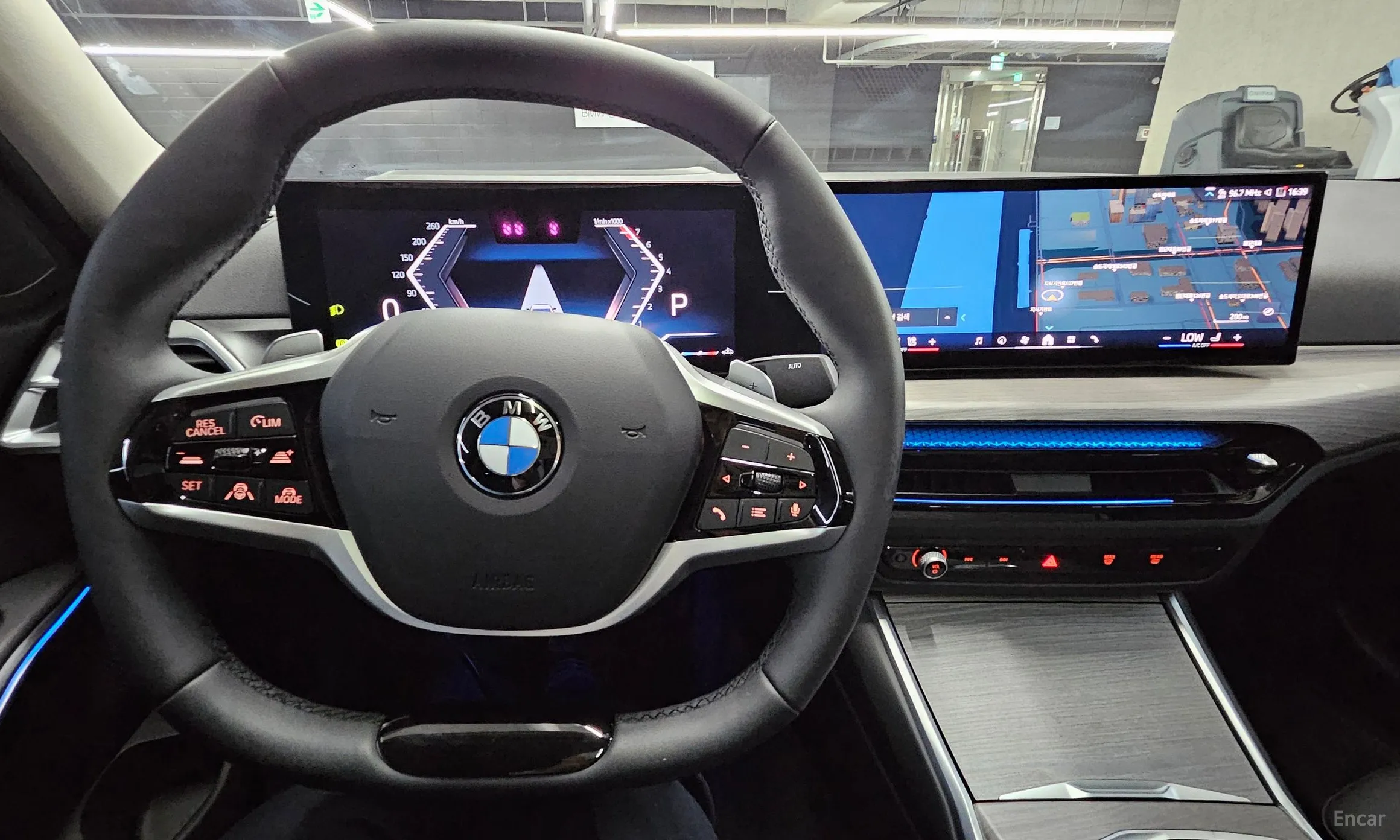 BMW 3 Series (G20) превью 15