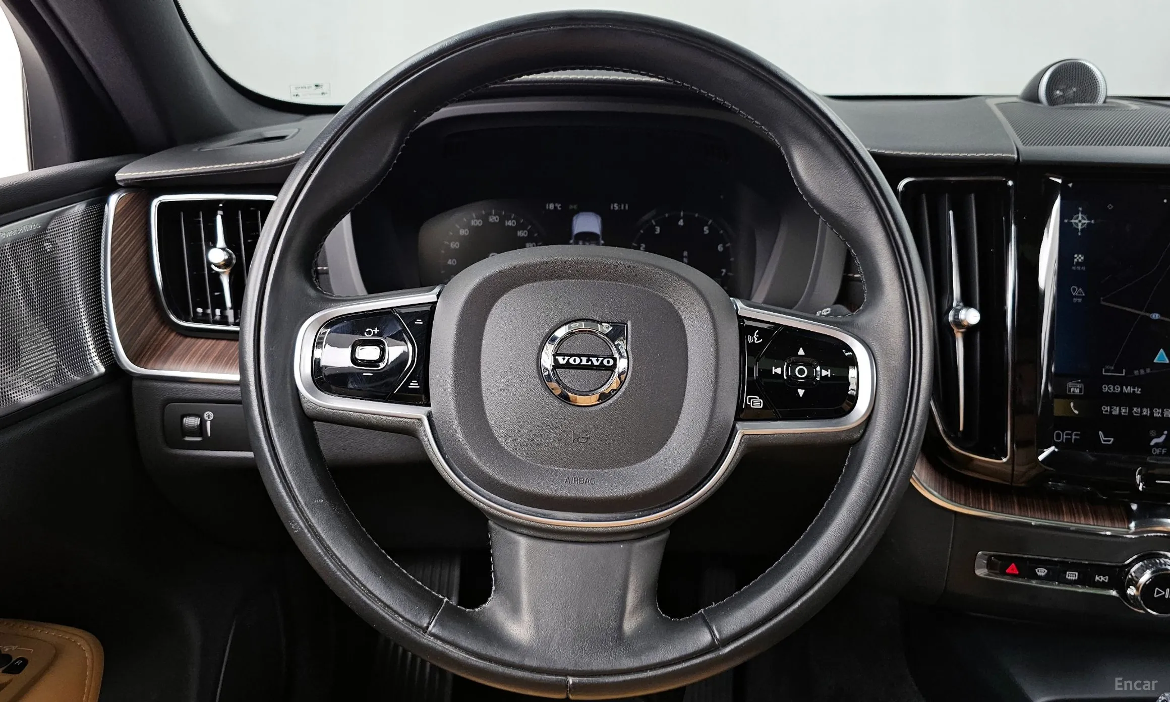 Volvo XC60 Gen 2 превью 13