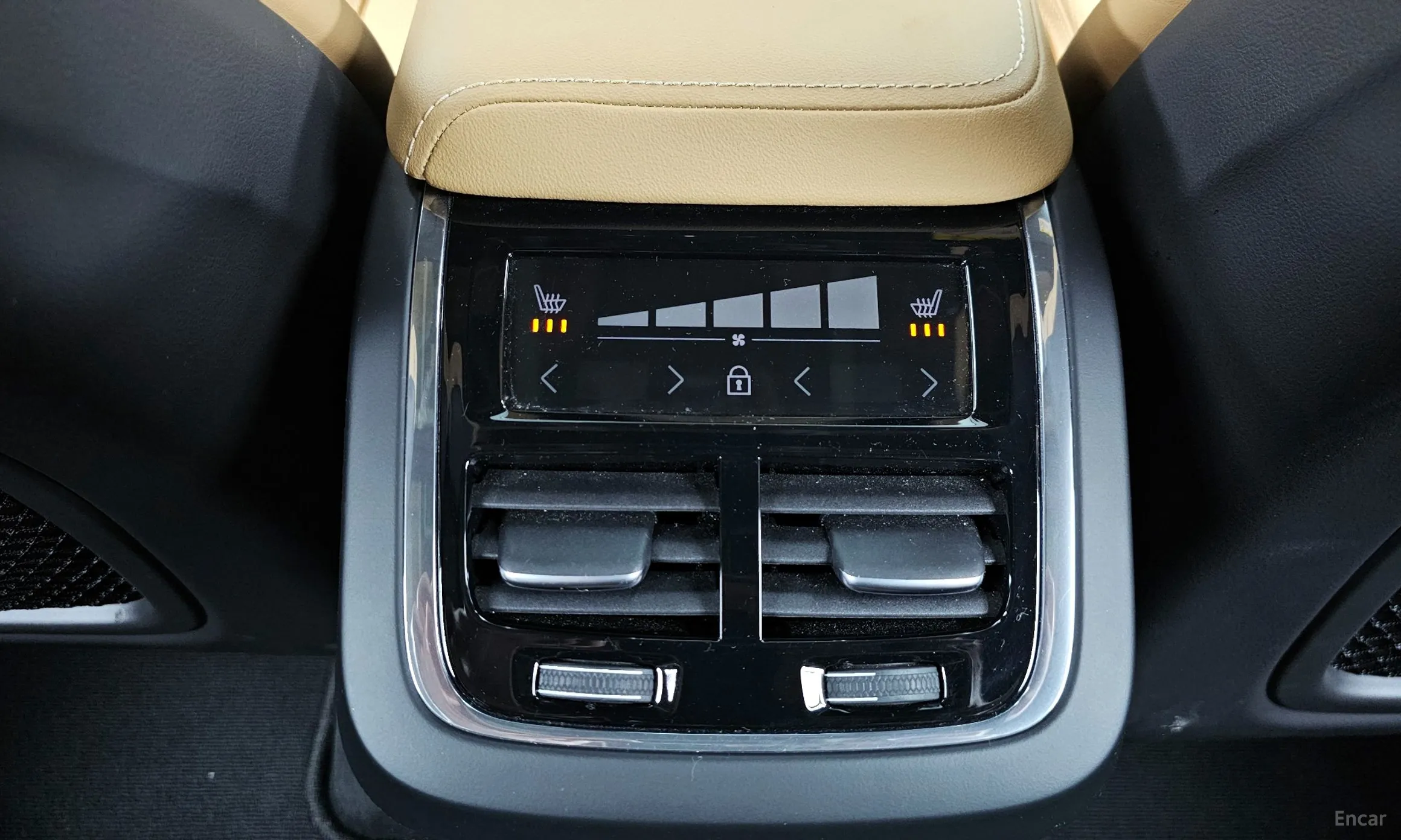 Volvo XC60 Gen 2 превью 18