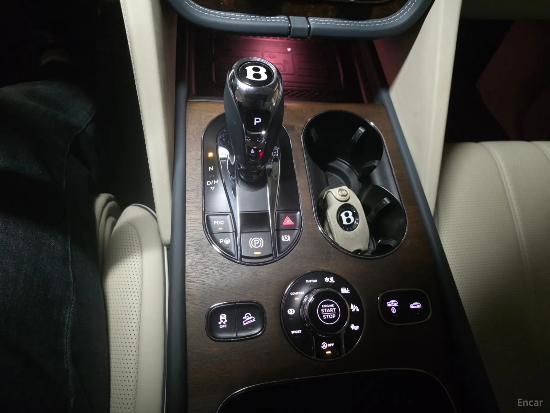 Bentley Bentayga превью 10