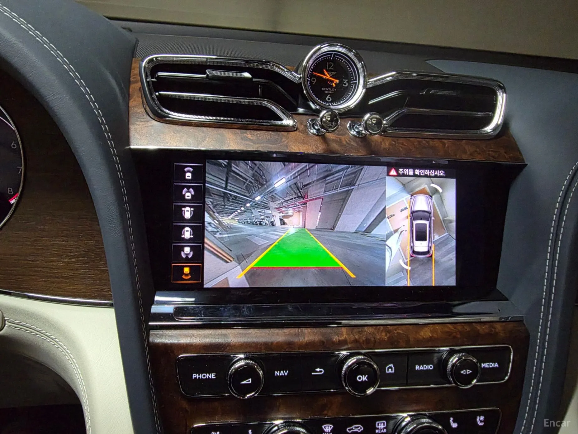 Bentley Bentayga превью 8