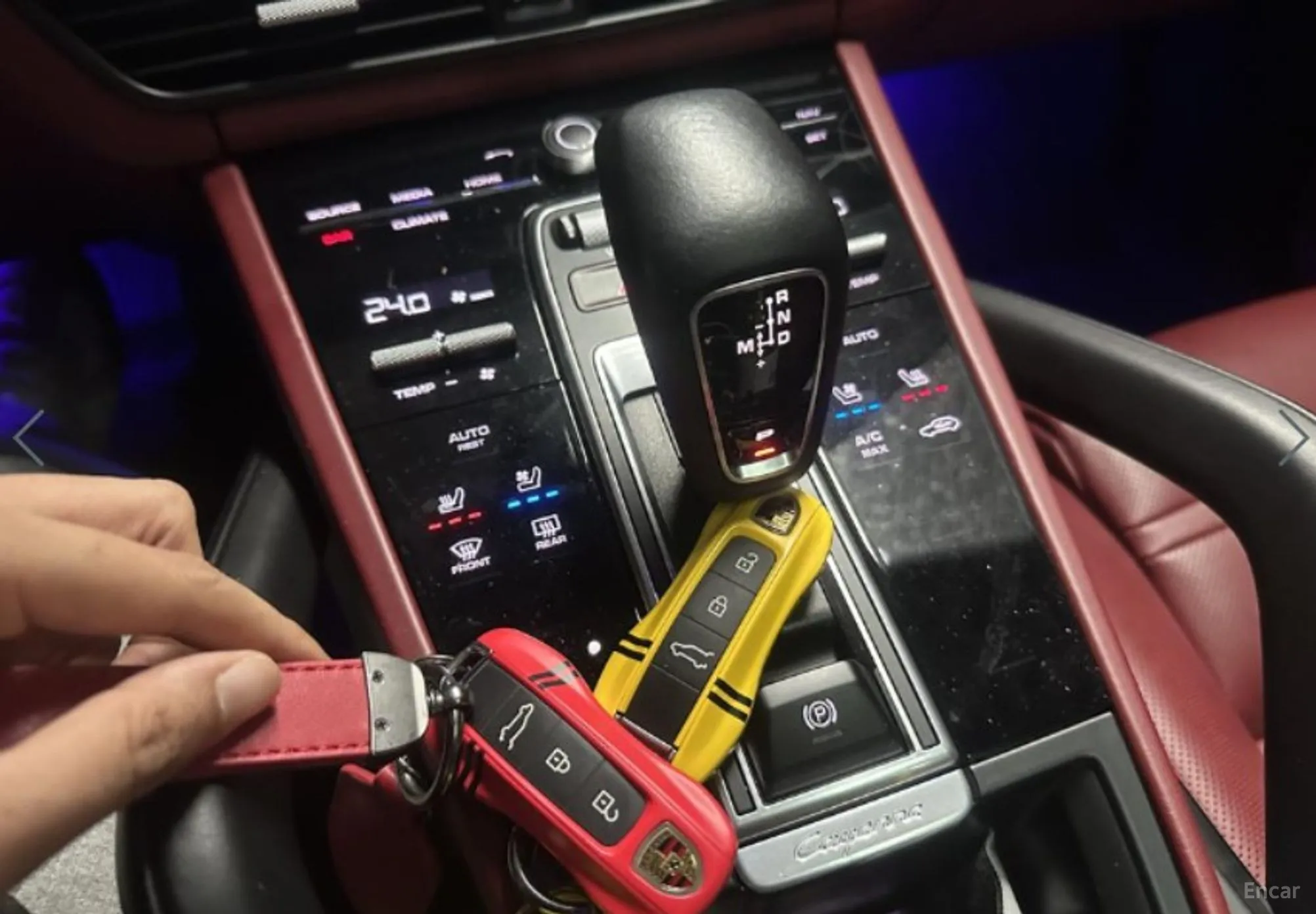 Porsche Cayenne (PO536) превью 11