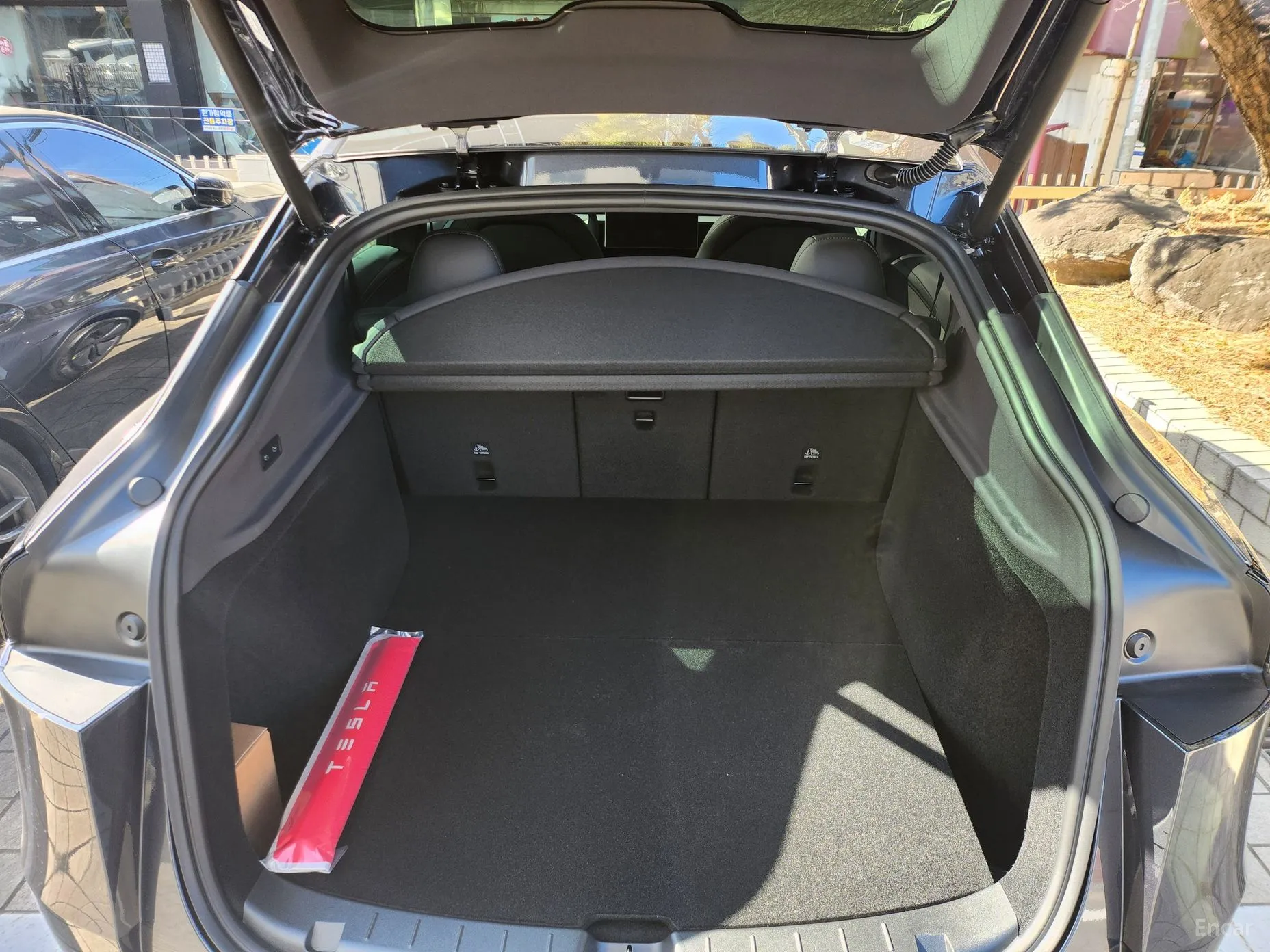 Tesla Model Y превью 18
