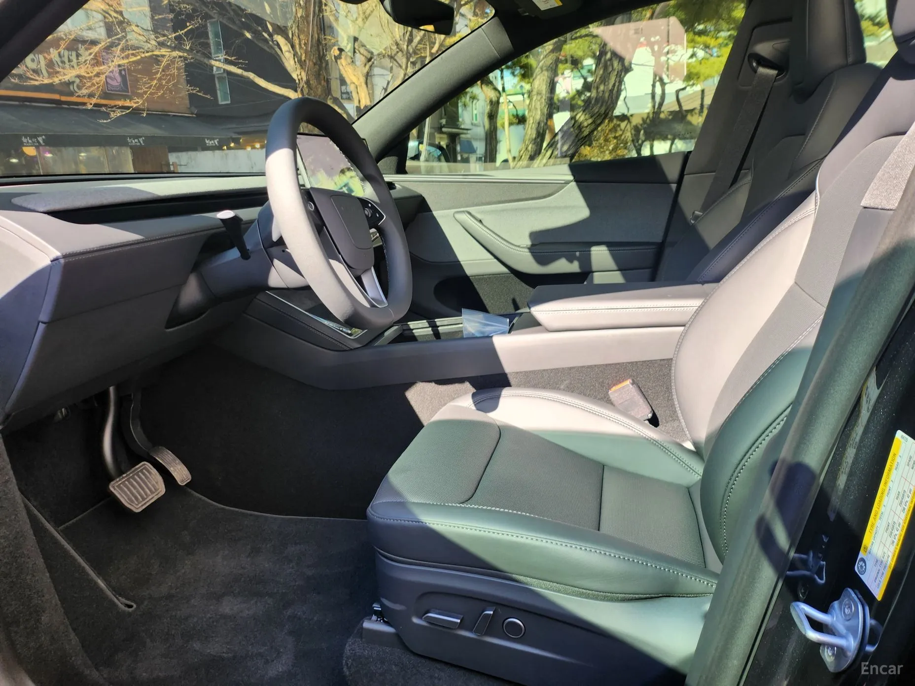 Tesla Model Y превью 7