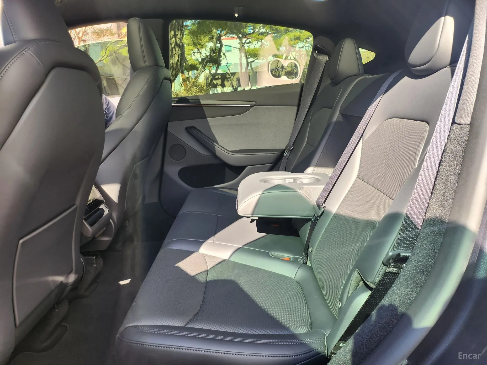 Tesla Model Y превью 8