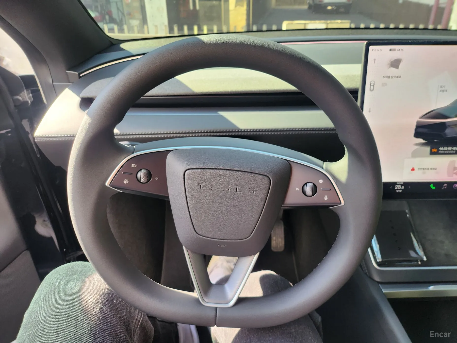 Tesla Model Y превью 9