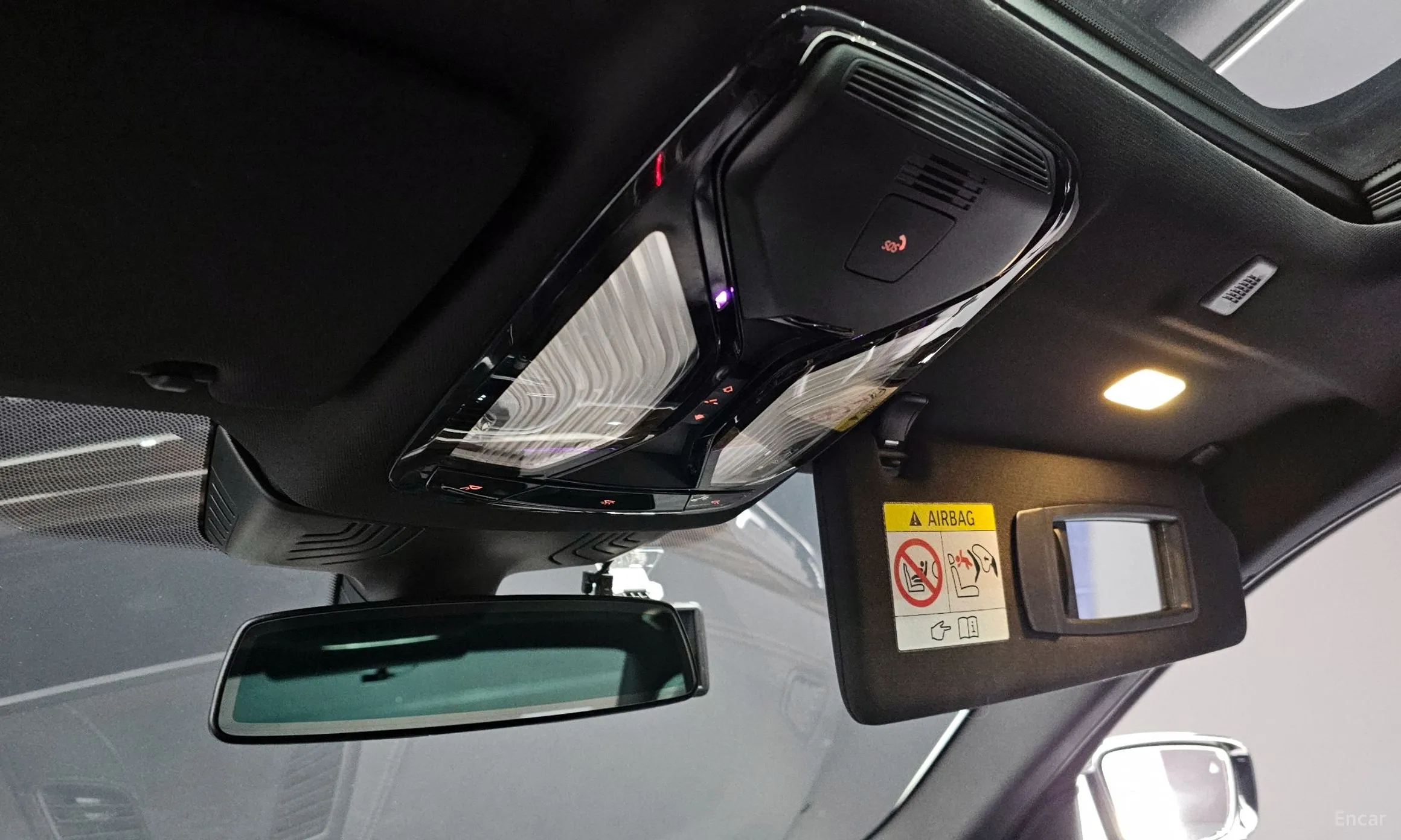 BMW 5 Series (G30) превью 15