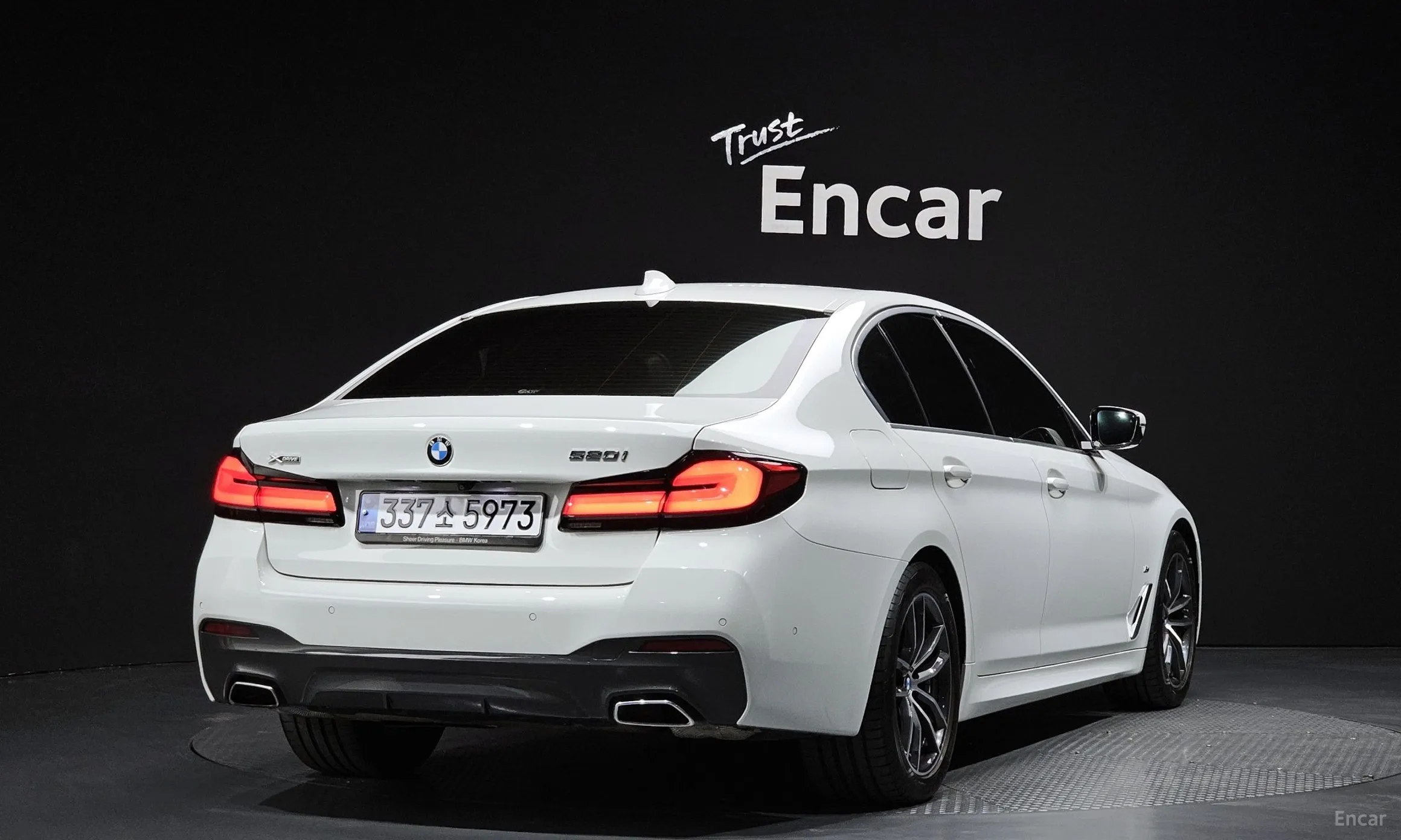 BMW 5 Series (G30)