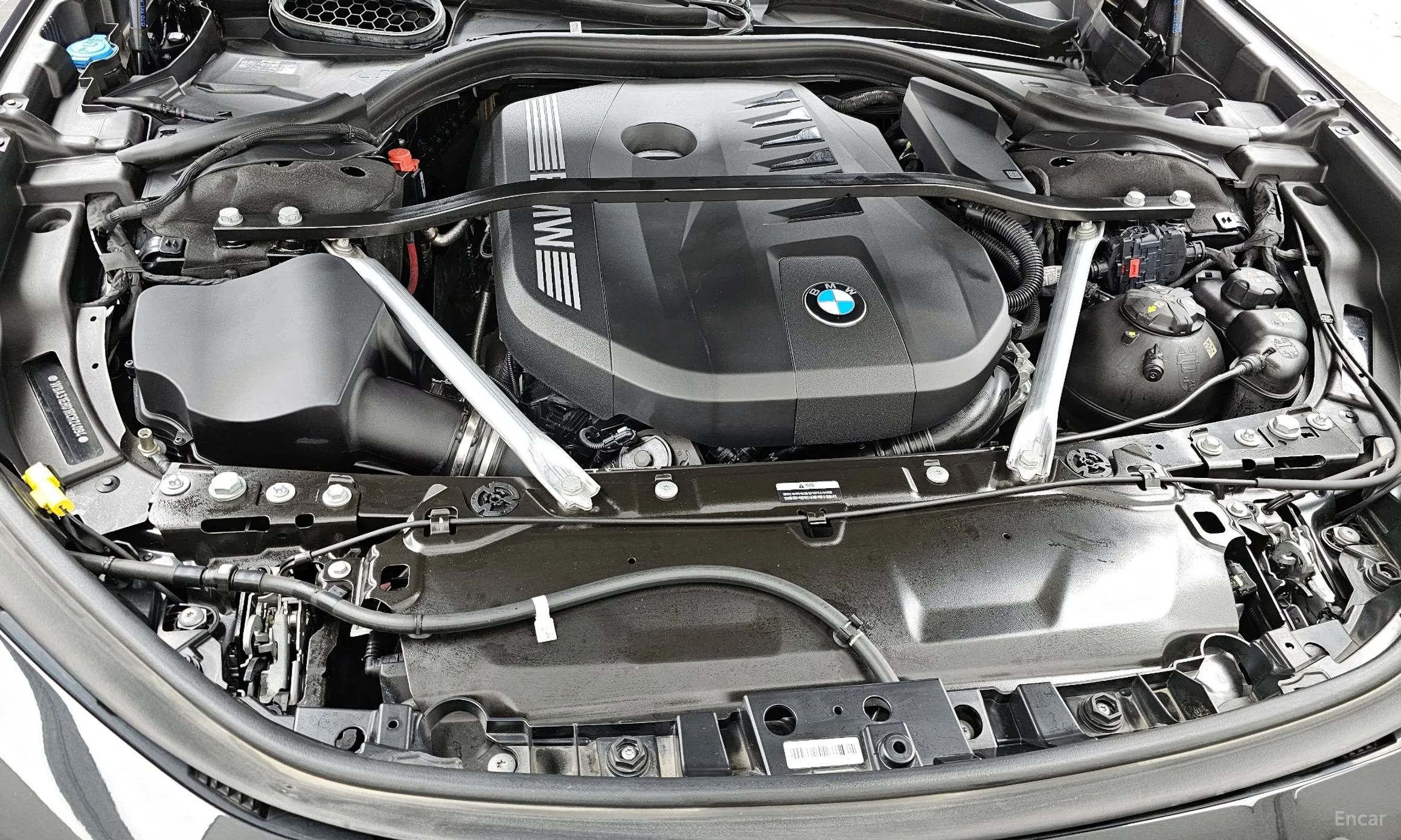 BMW 7 Series (G70) превью 6