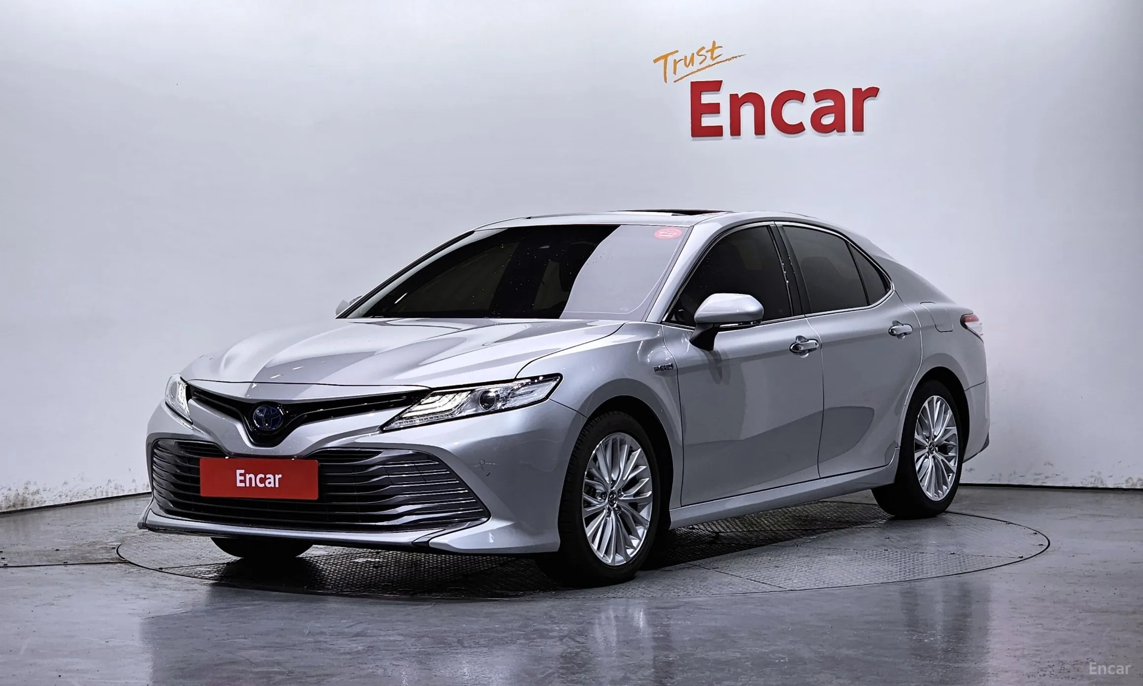 Camry (XV70)