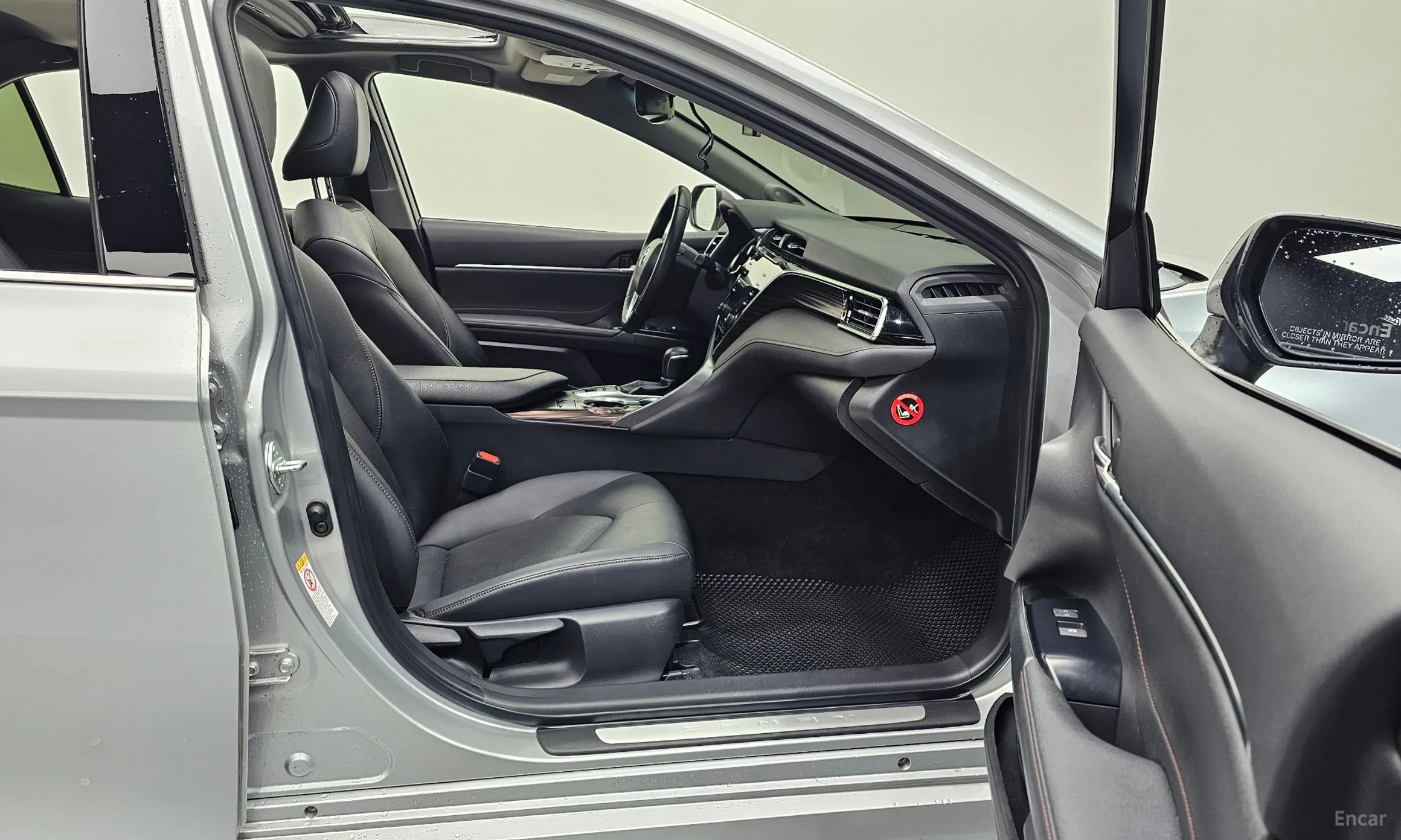 Toyota Camry (XV70) превью 11