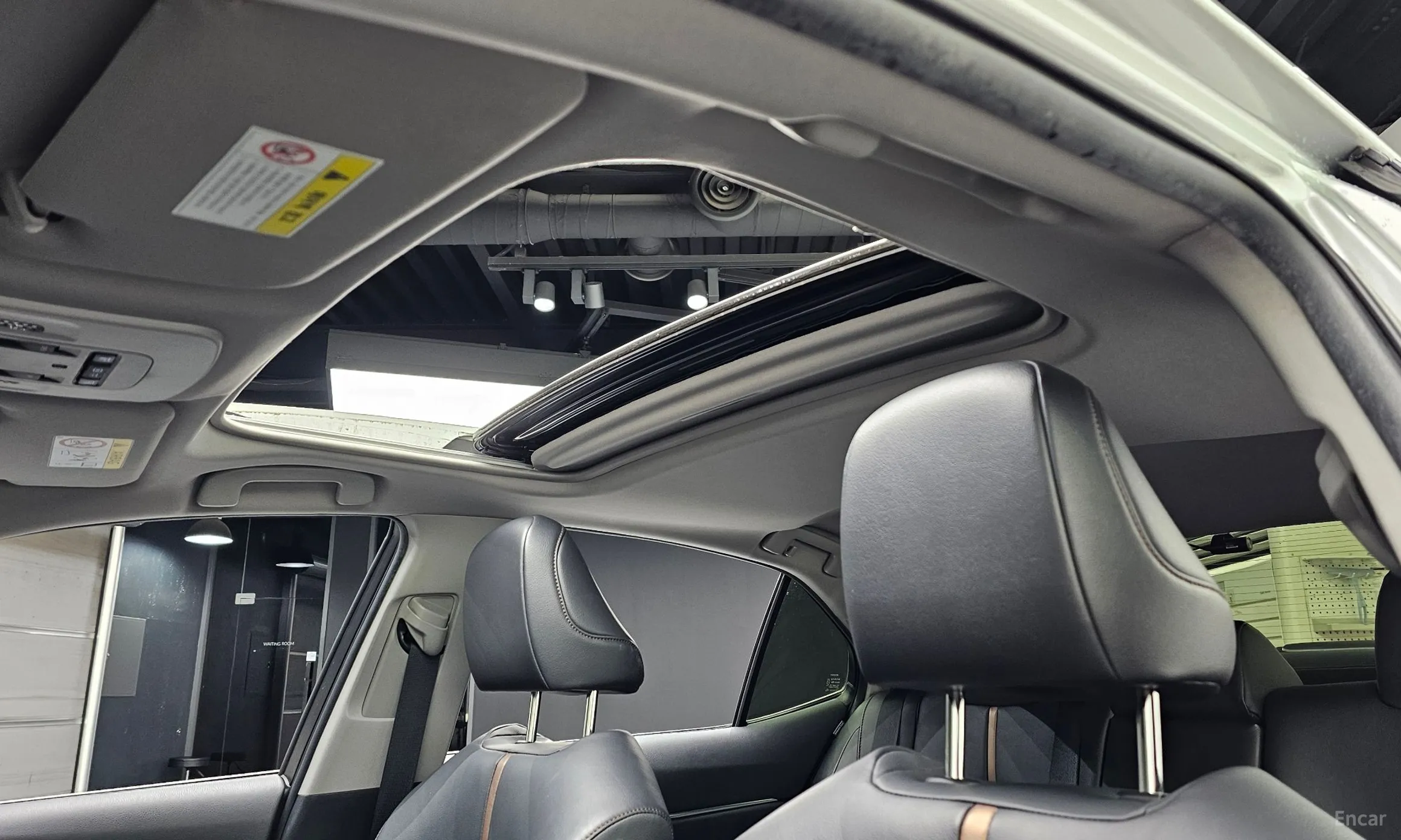 Toyota Camry (XV70) превью 19