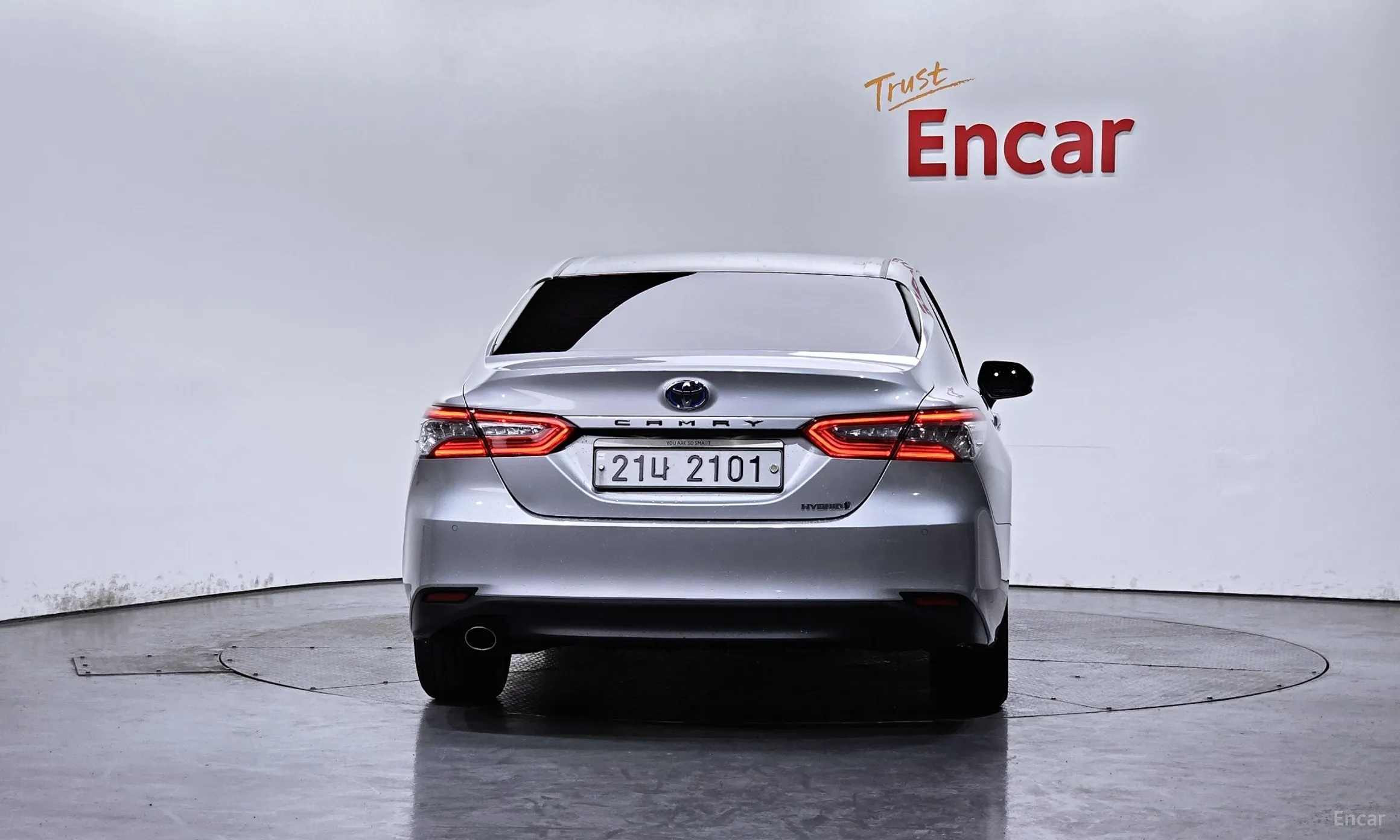 Toyota Camry (XV70) превью 4