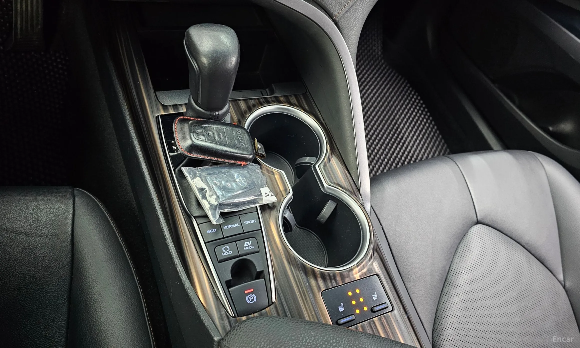 Toyota Camry (XV70) превью 9