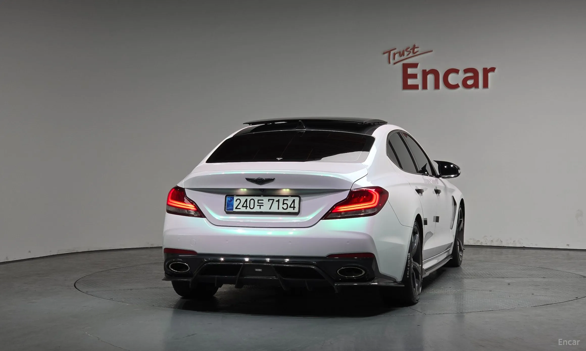 Genesis G70 превью 4