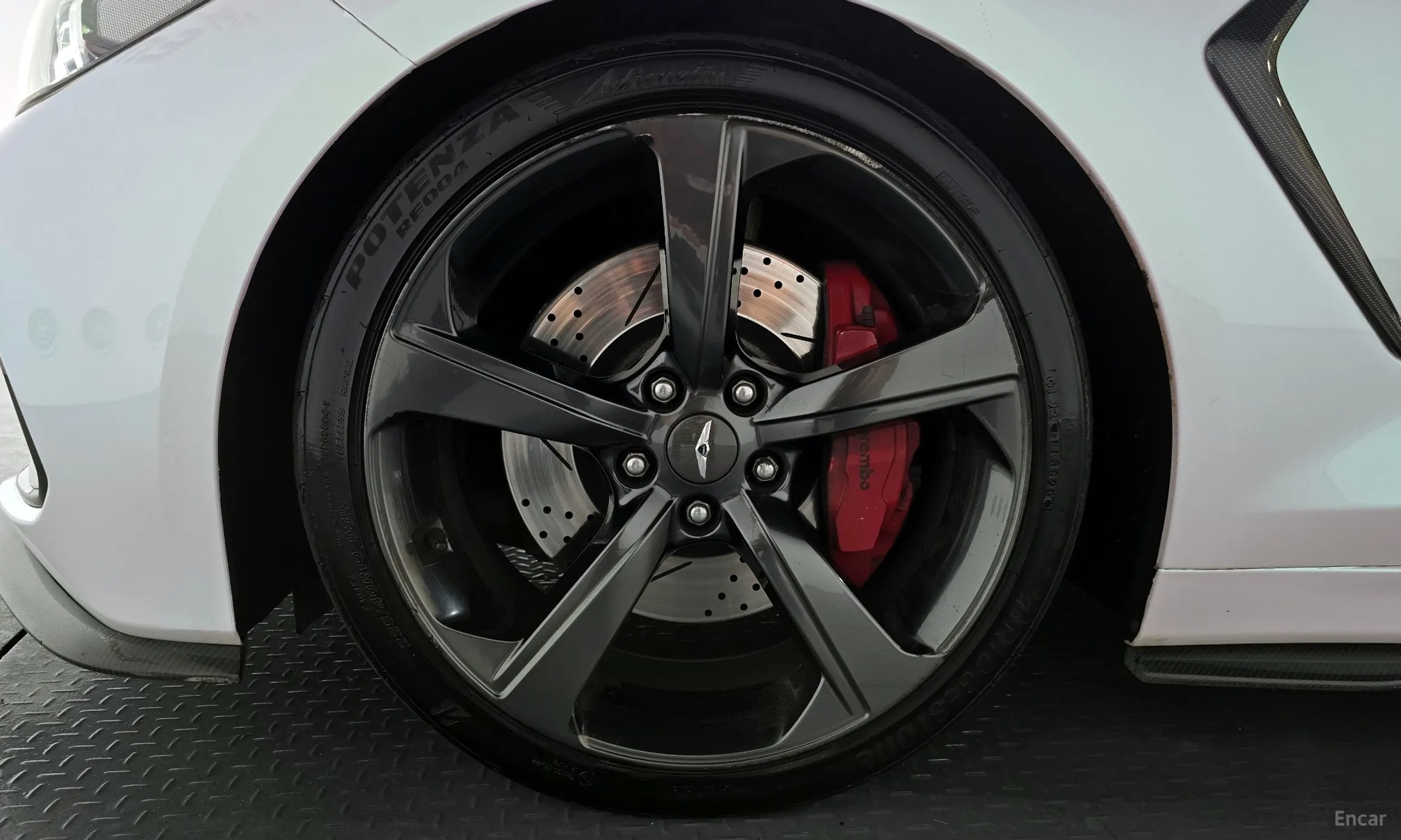Genesis G70 превью 5
