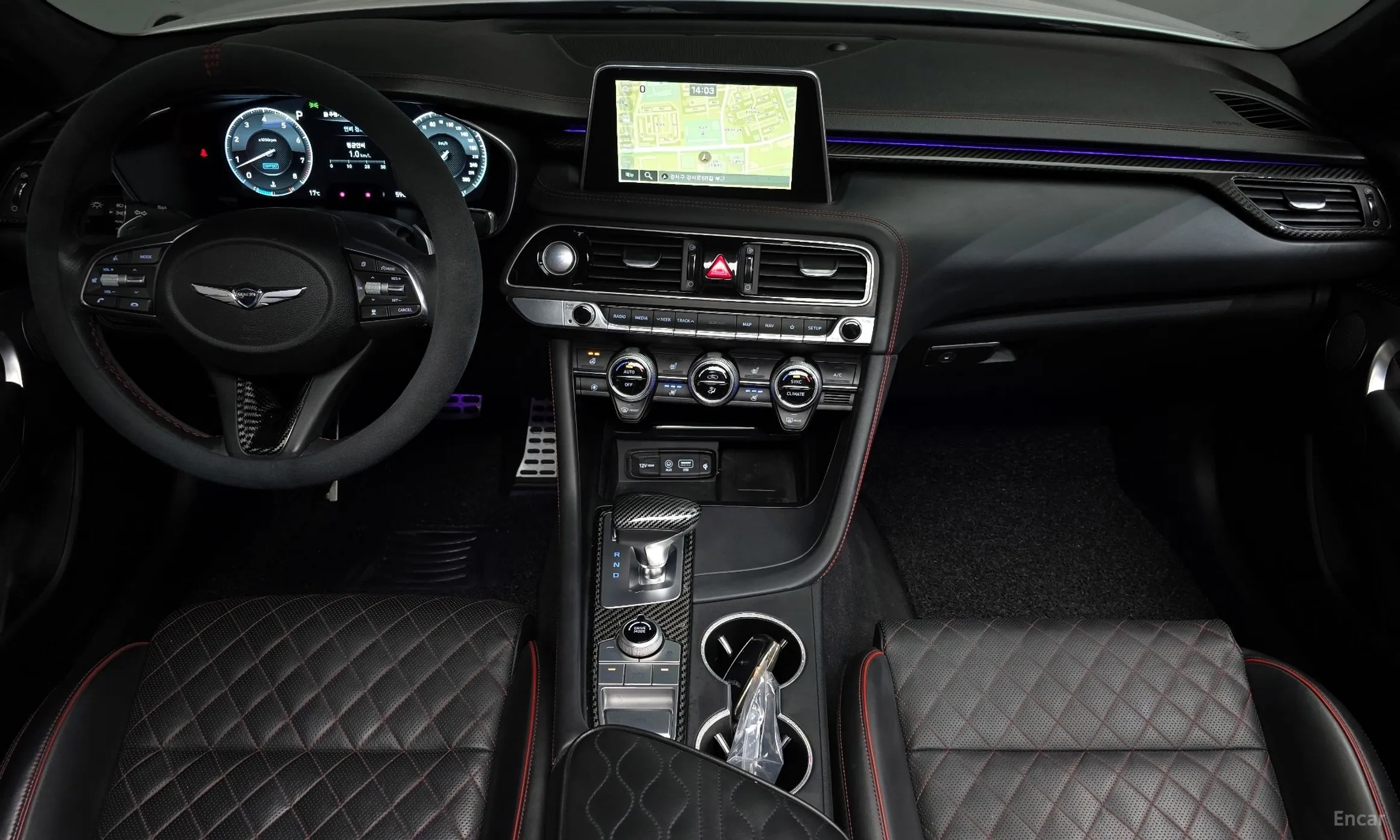 Genesis G70 превью 7