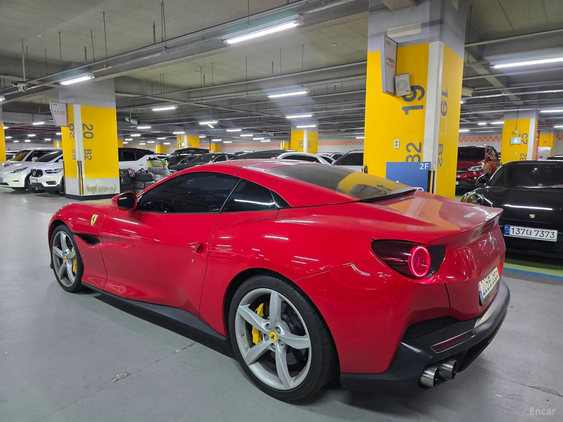 Ferrari Portofino превью 17