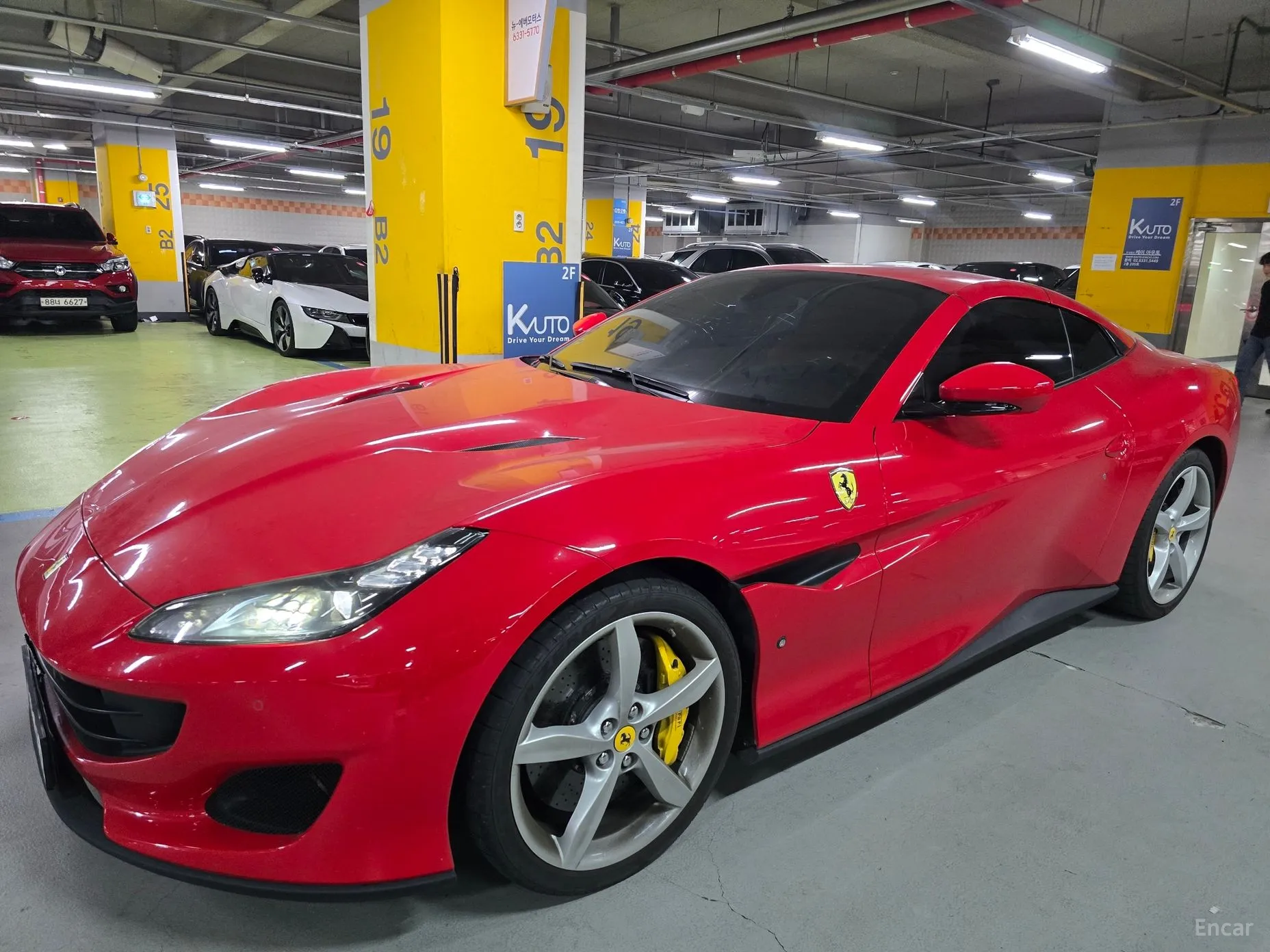 Ferrari Portofino превью 19