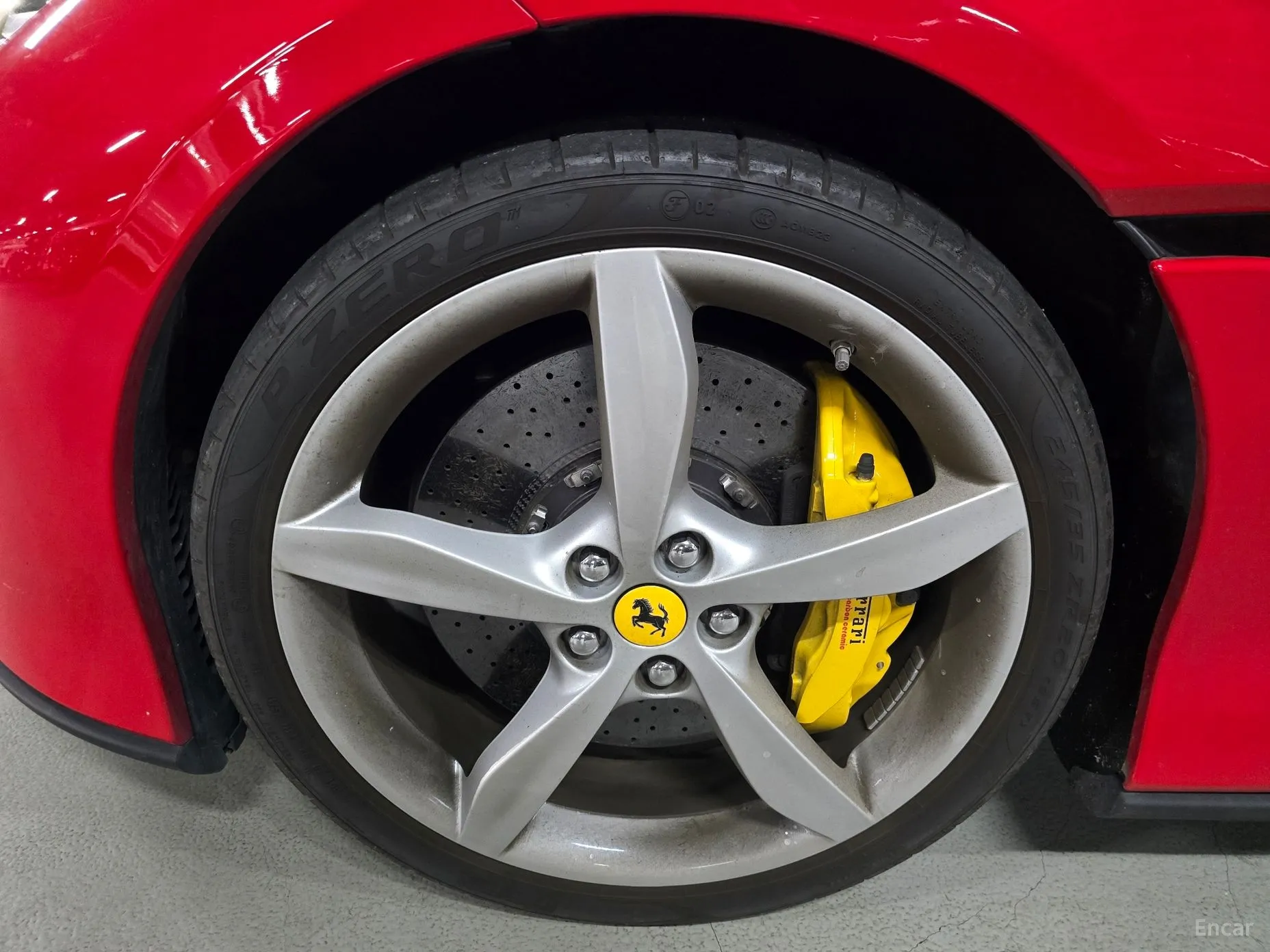 Ferrari Portofino превью 20