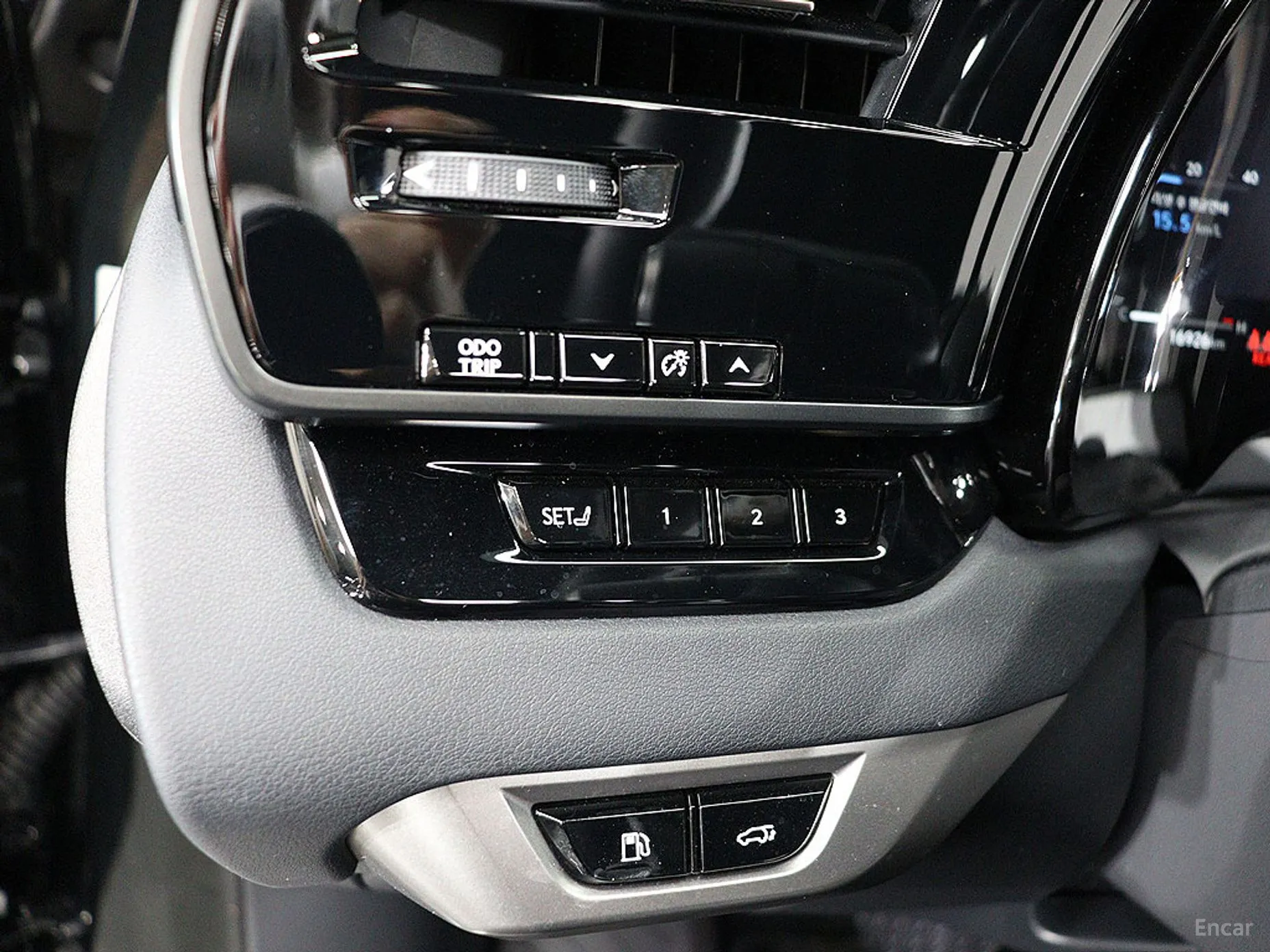 Lexus RX350h 5th Generation превью 14