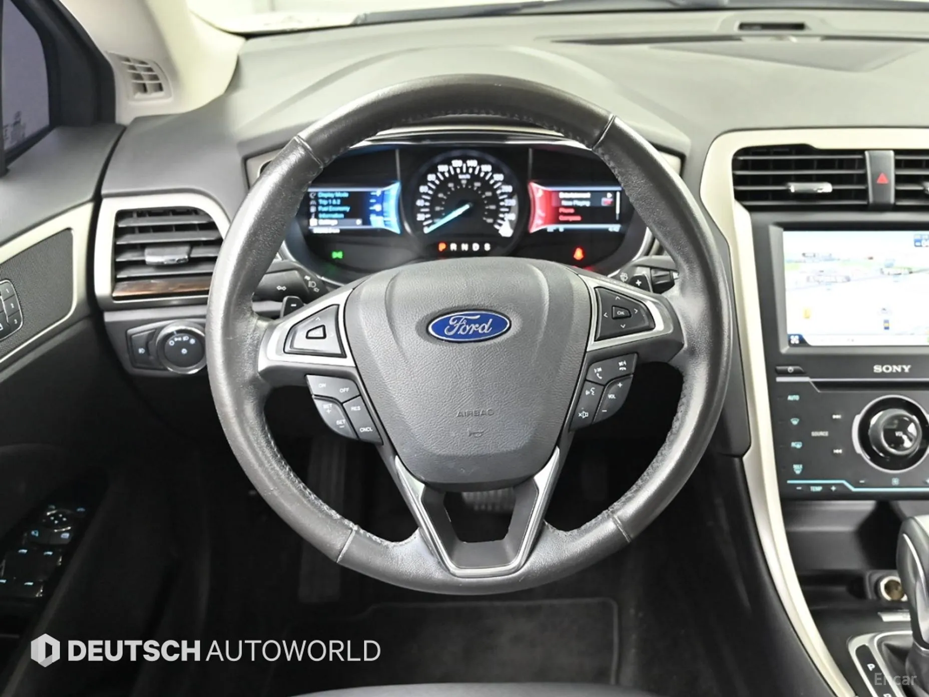 Ford Fusion превью 13