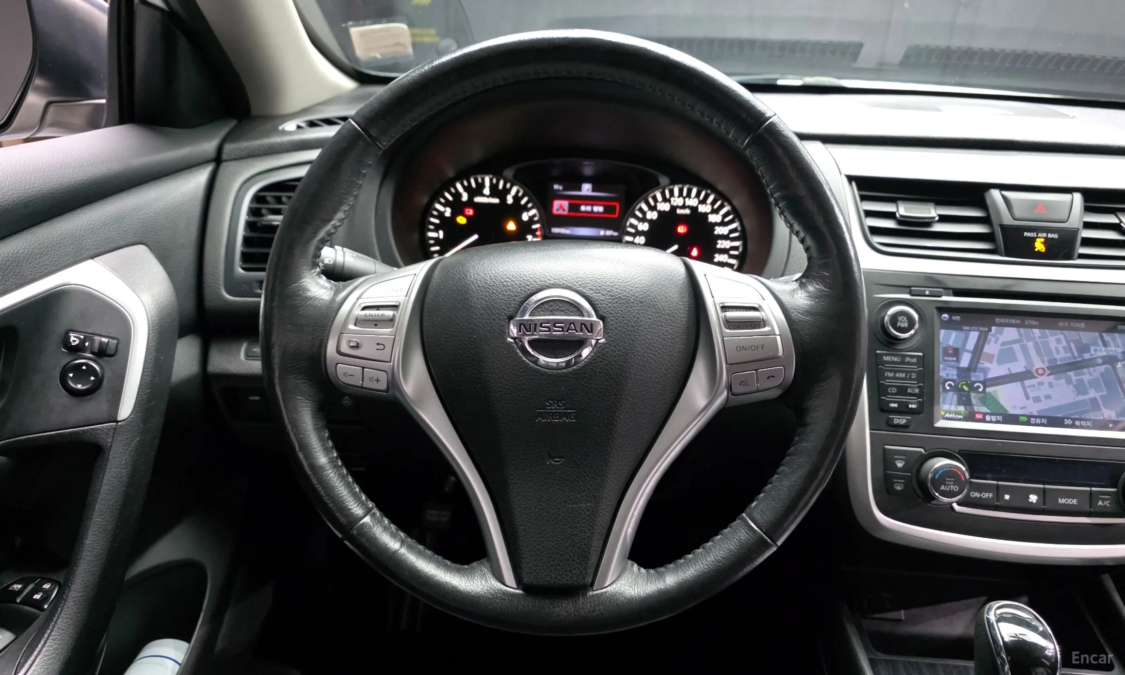 Nissan Altima превью 13